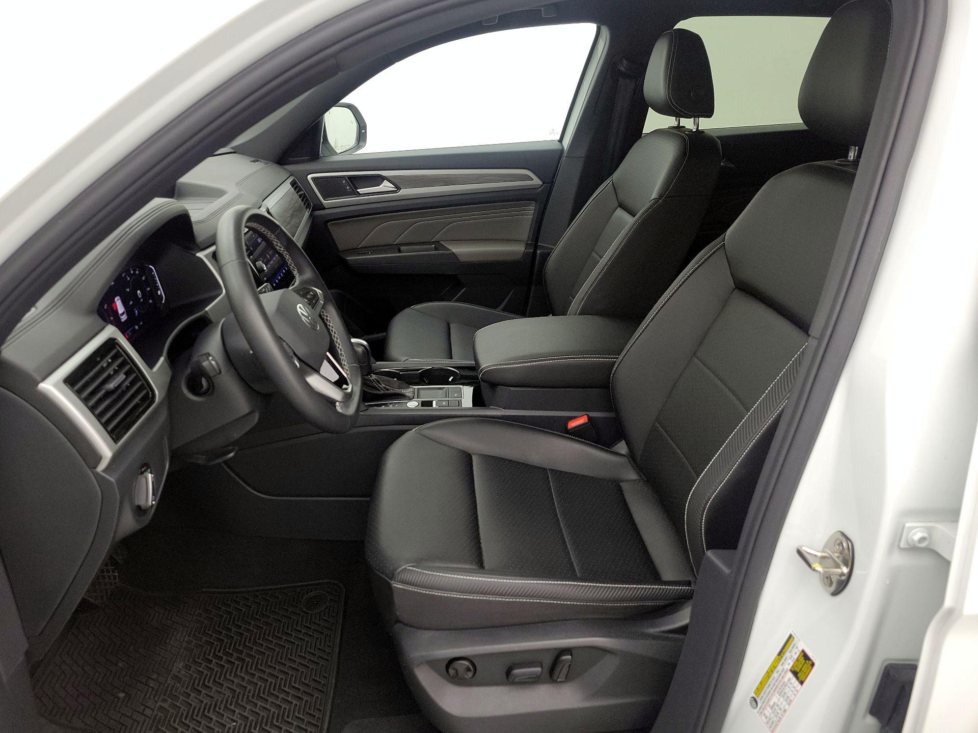 Thumbnail: 2023 Volkswagen Atlas - 11