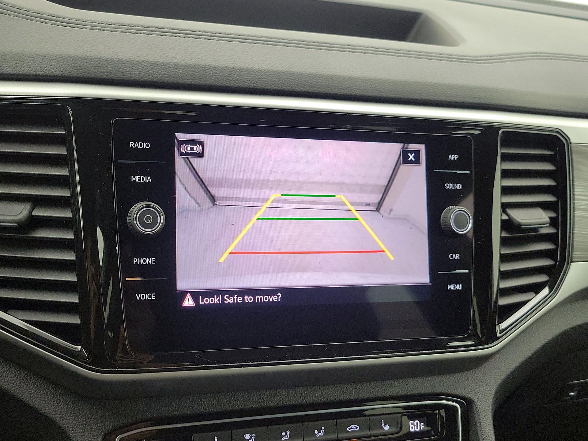 Thumbnail: 2023 Volkswagen Atlas - 14