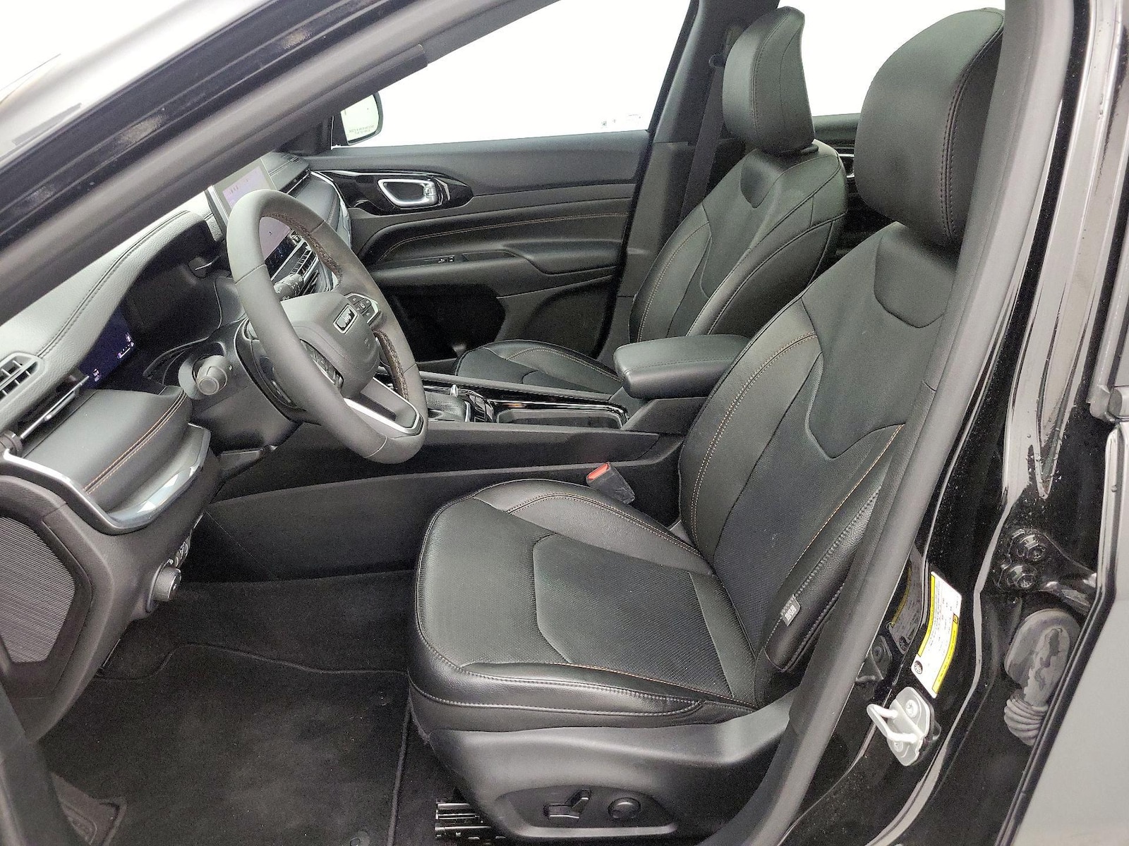 2023 Jeep Compass (RED) Edition - Photo 12
