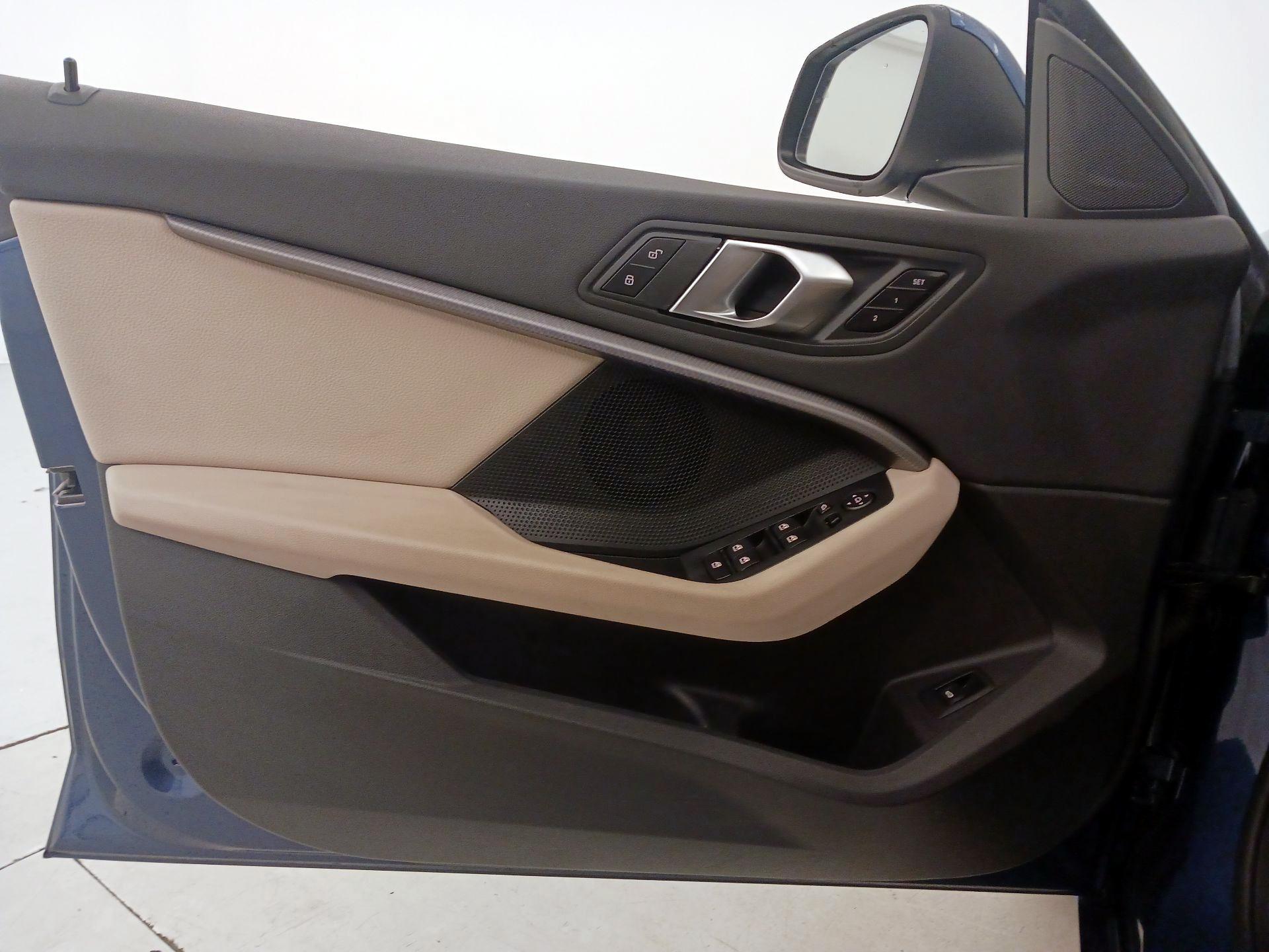 Thumbnail: 2023 BMW 2 Series - 12