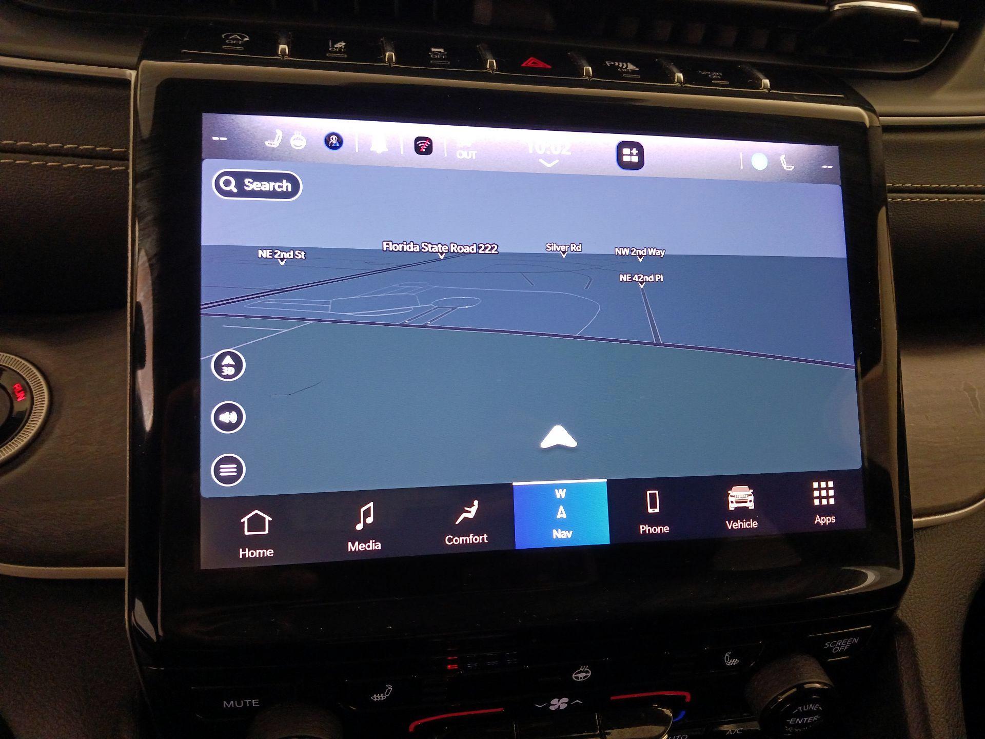 Thumbnail: 2023 Jeep Grand Cherokee - 14