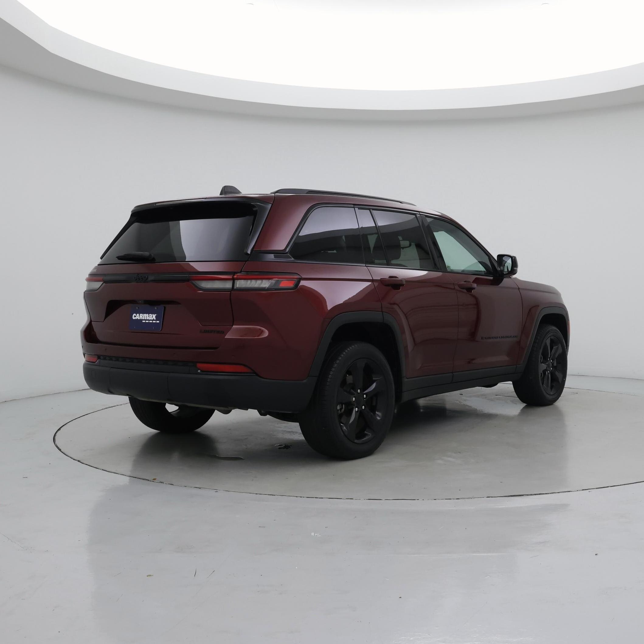 Thumbnail: 2023 Jeep Grand Cherokee - 8