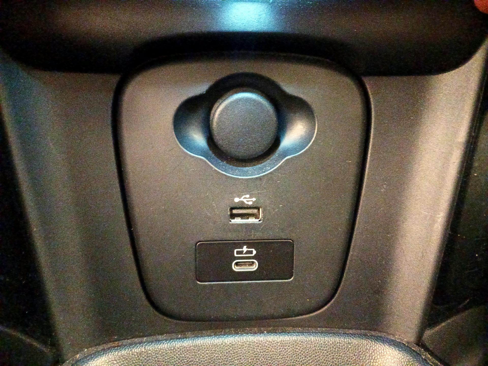 Thumbnail: 2023 MINI Cooper - 19