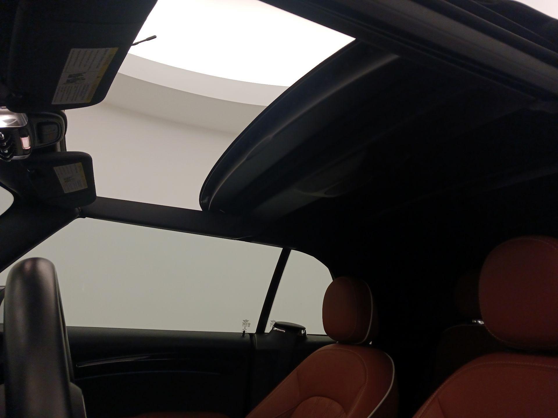 Thumbnail: 2023 MINI Cooper - 20