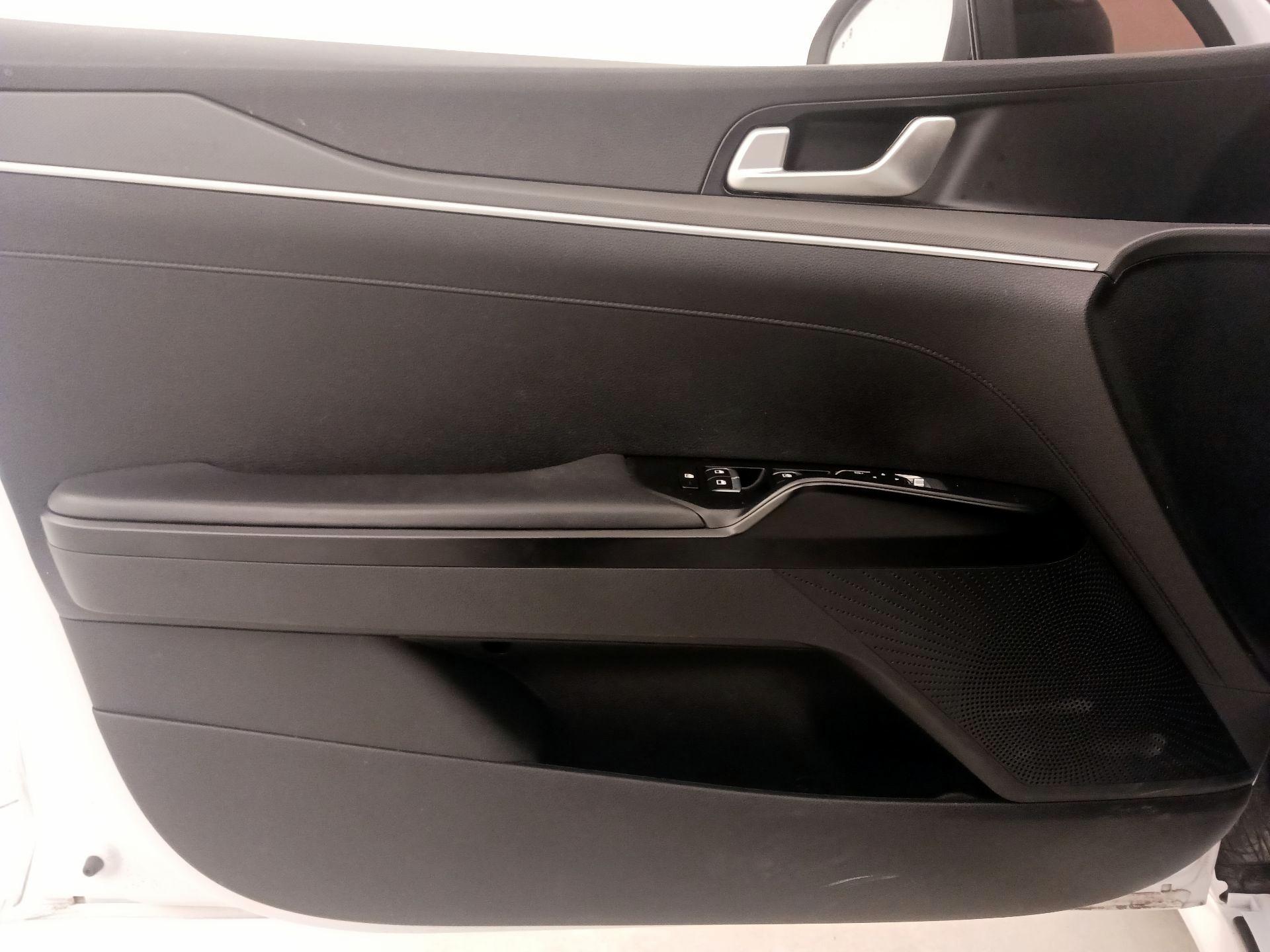 Thumbnail: 2022 Kia K5 - 12