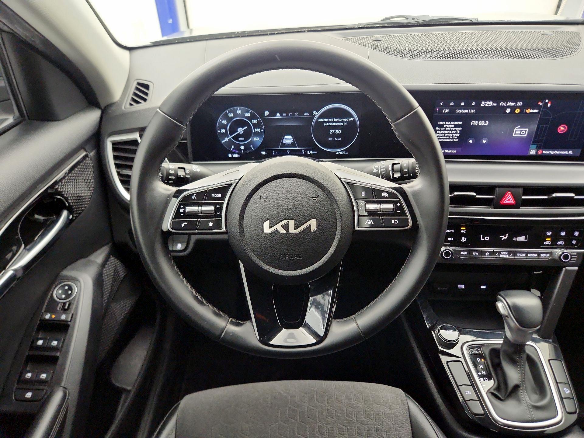 Thumbnail: 2024 Kia Seltos - 10