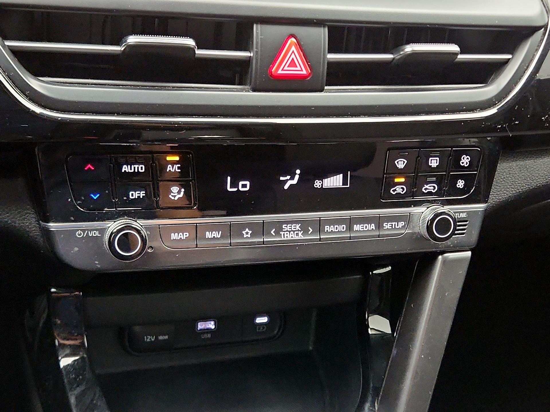 Thumbnail: 2024 Kia Seltos - 17