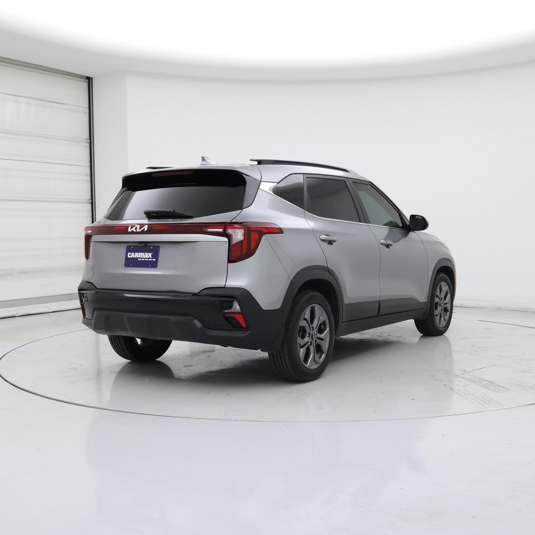 Thumbnail: 2024 Kia Seltos - 8