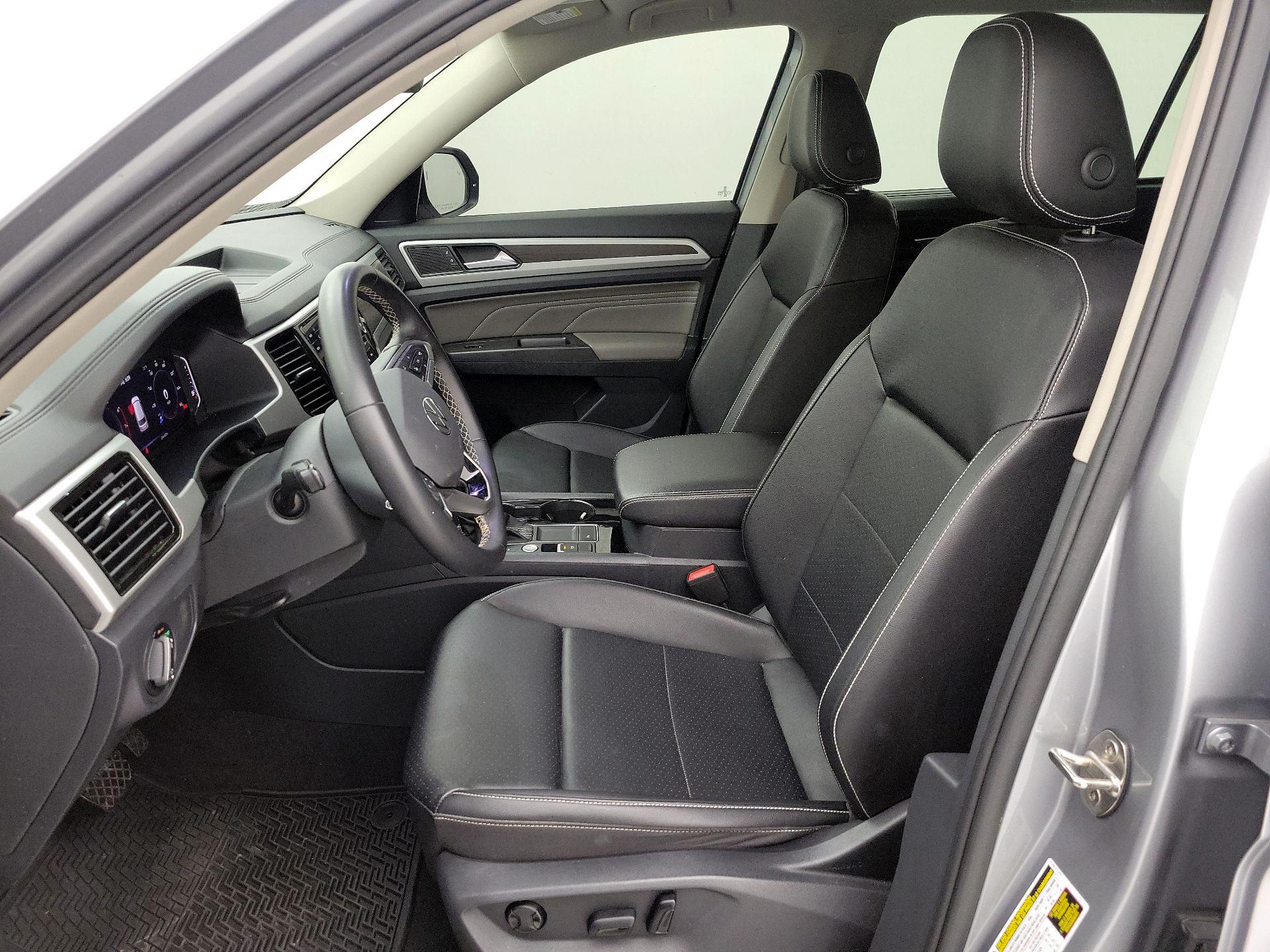 Thumbnail: 2023 Volkswagen Atlas - 11