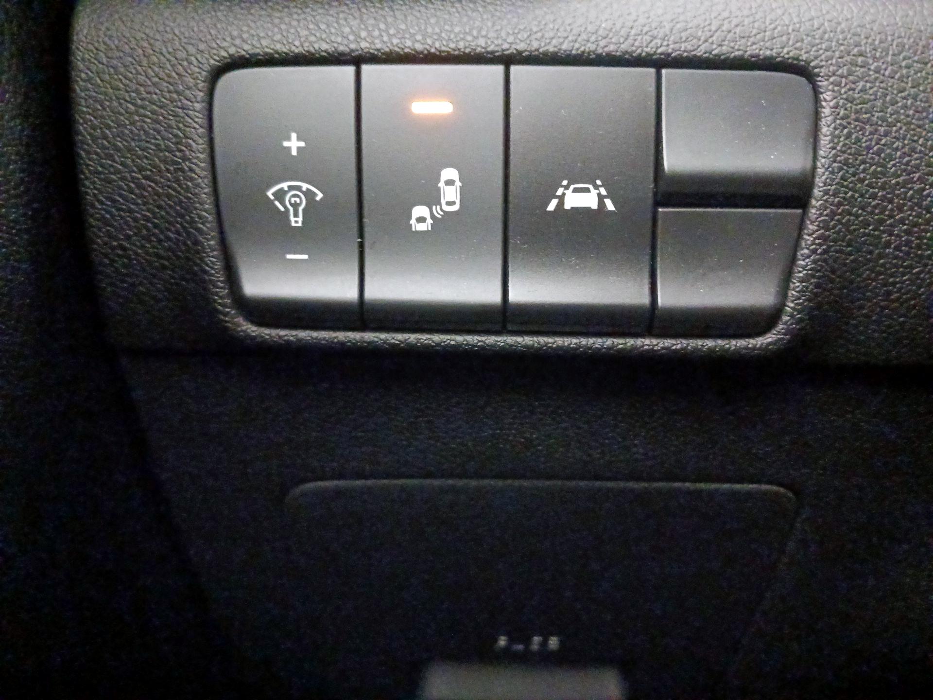 Thumbnail: 2022 Kia Sportage - 13