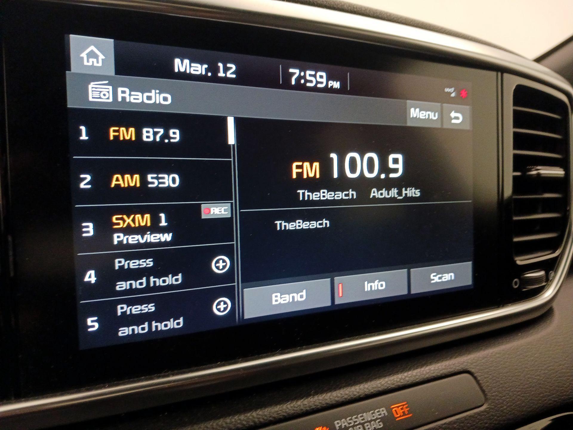 Thumbnail: 2022 Kia Sportage - 15