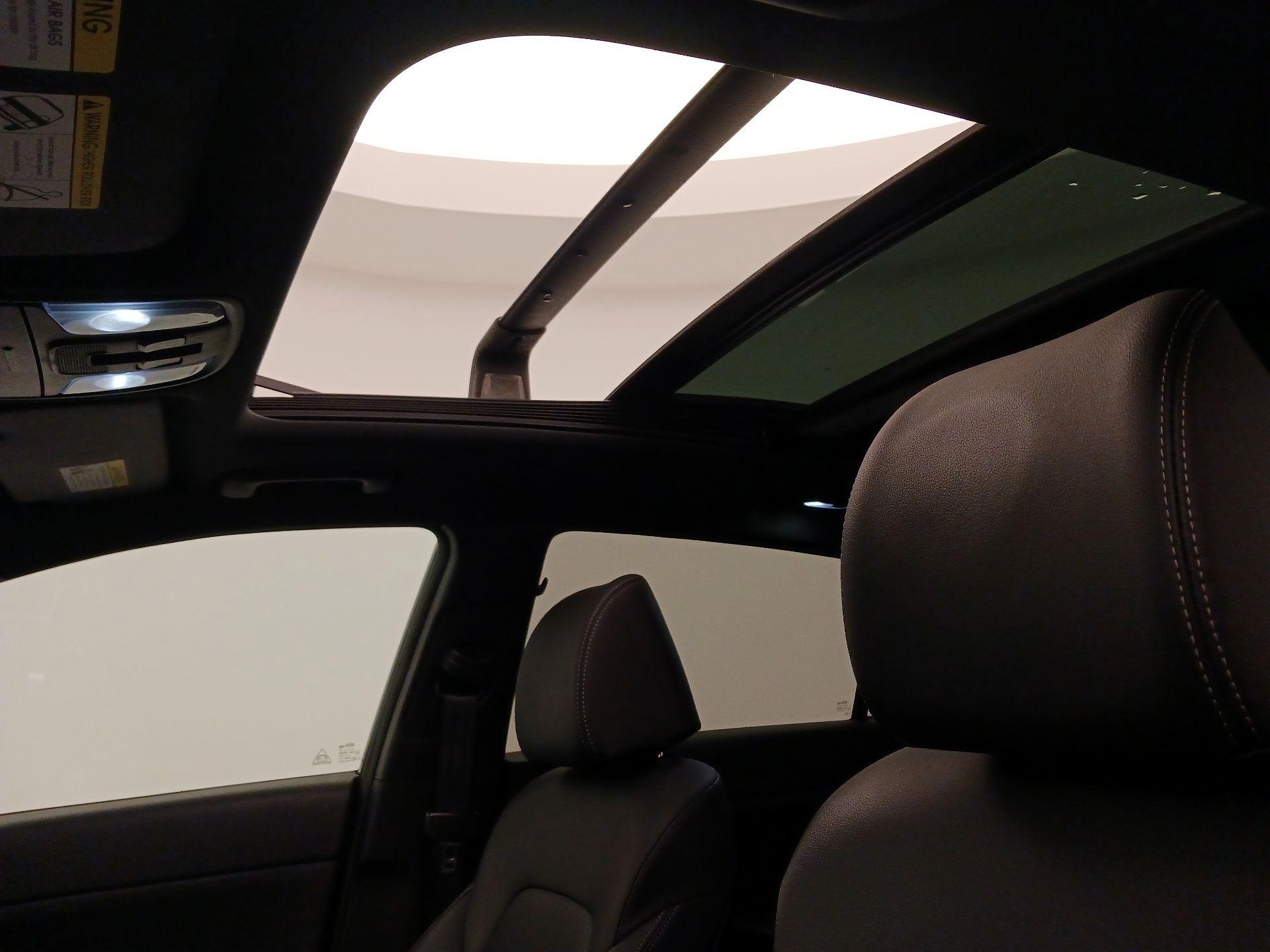 Thumbnail: 2022 Kia Sportage - 19