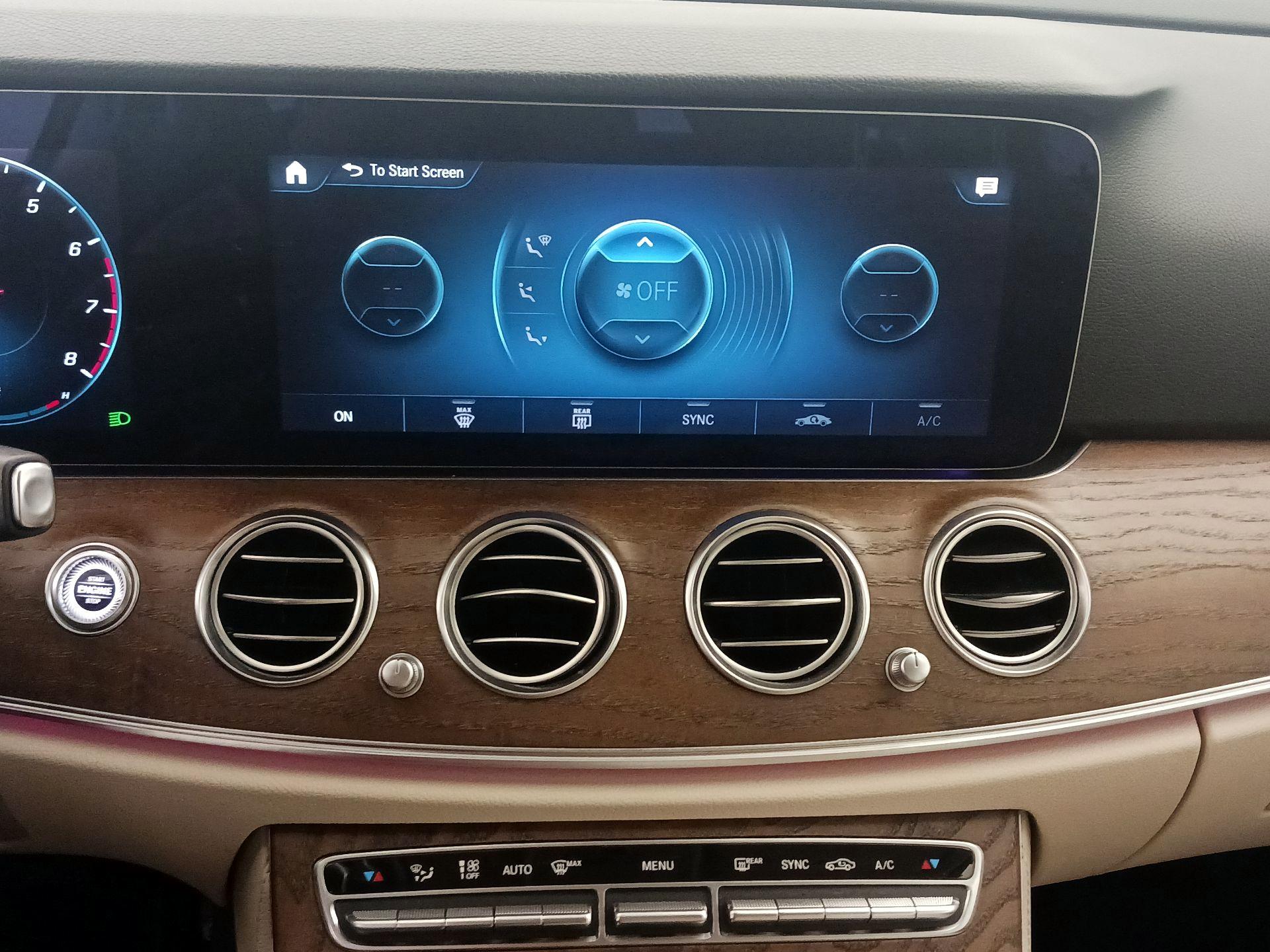 Thumbnail: 2021 Mercedes-Benz E-Class - 17