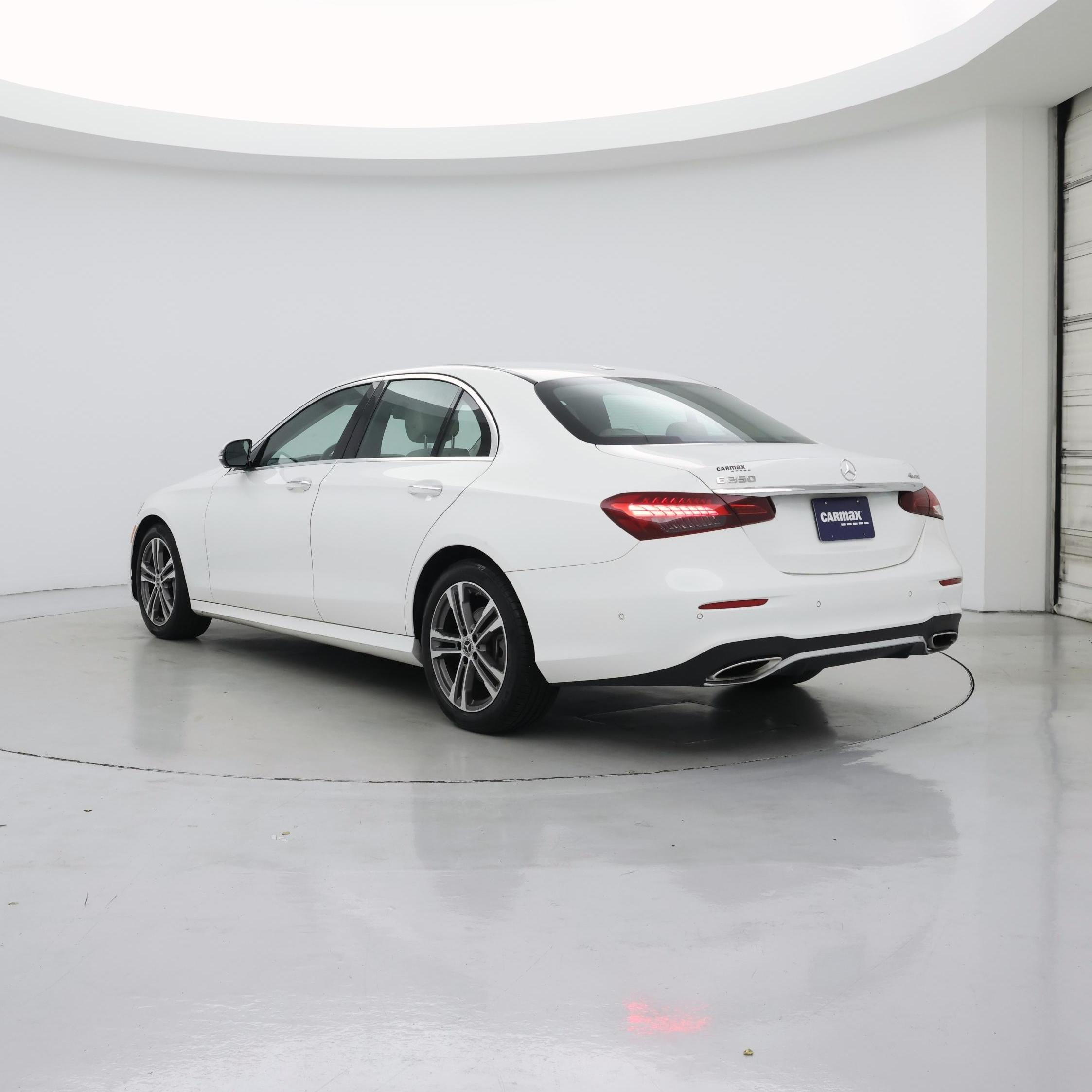 Thumbnail: 2021 Mercedes-Benz E-Class - 2