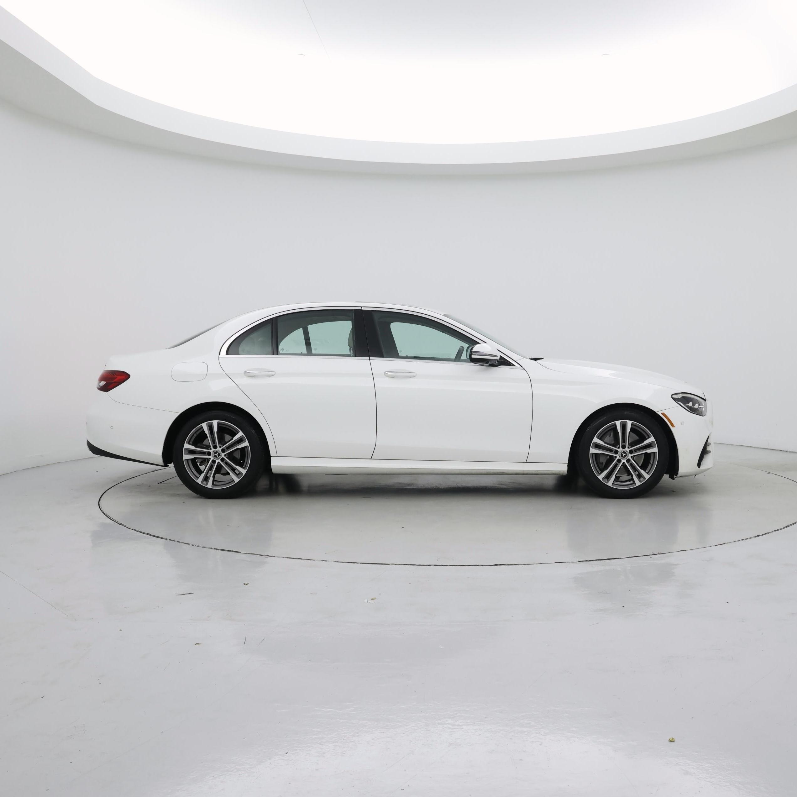 Thumbnail: 2021 Mercedes-Benz E-Class - 7