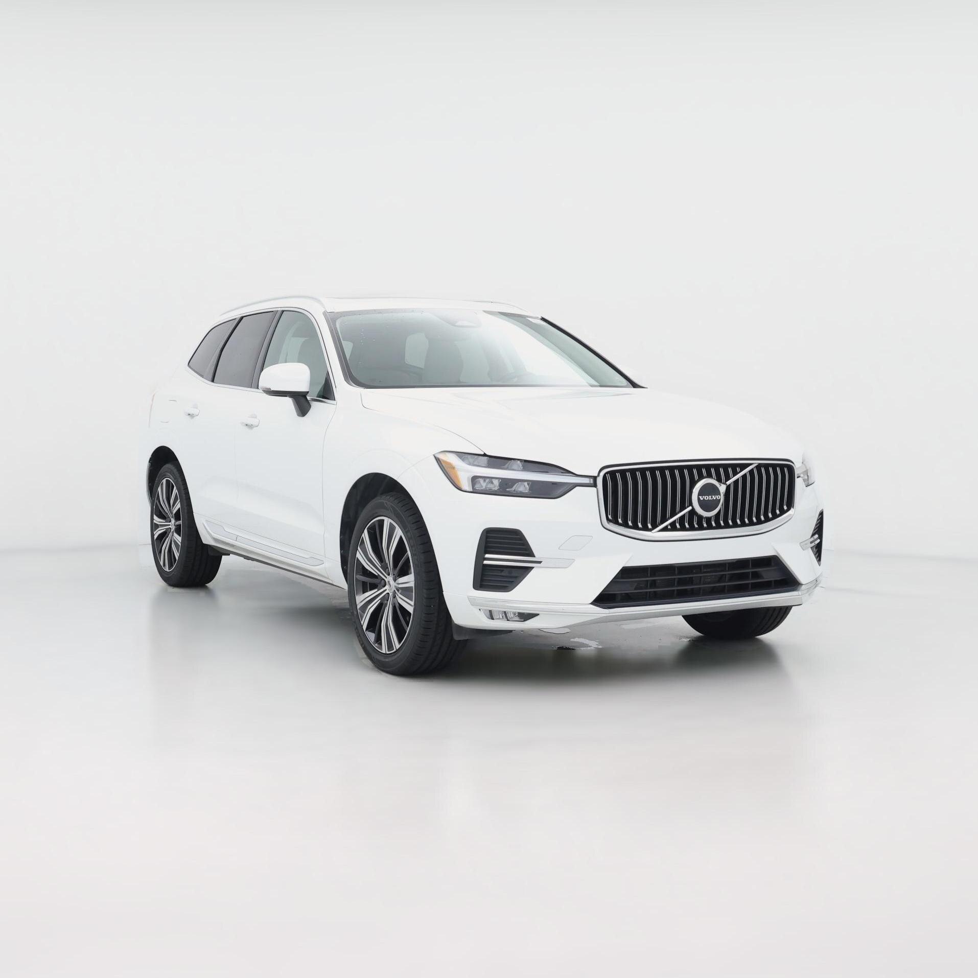 Thumbnail: 2022 Volvo XC60 - 1