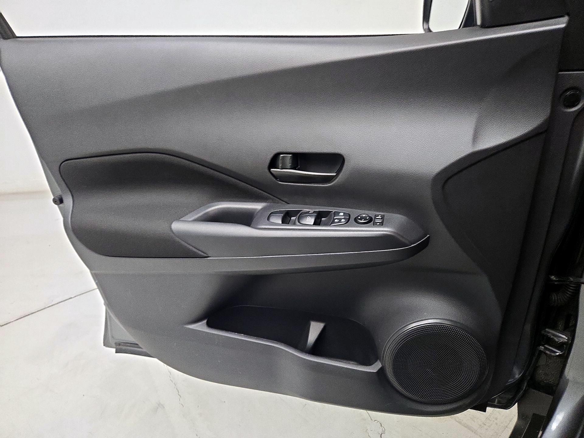 Thumbnail: 2024 Nissan Kicks - 12