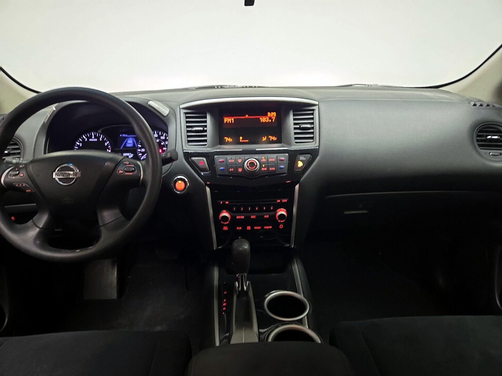 Thumbnail: 2014 Nissan Pathfinder - 9