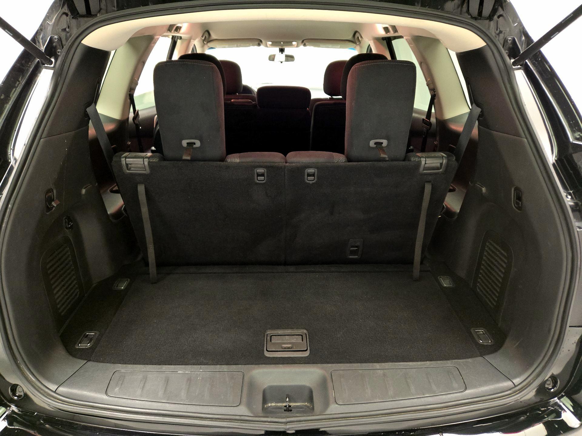 Thumbnail: 2014 Nissan Pathfinder - 19