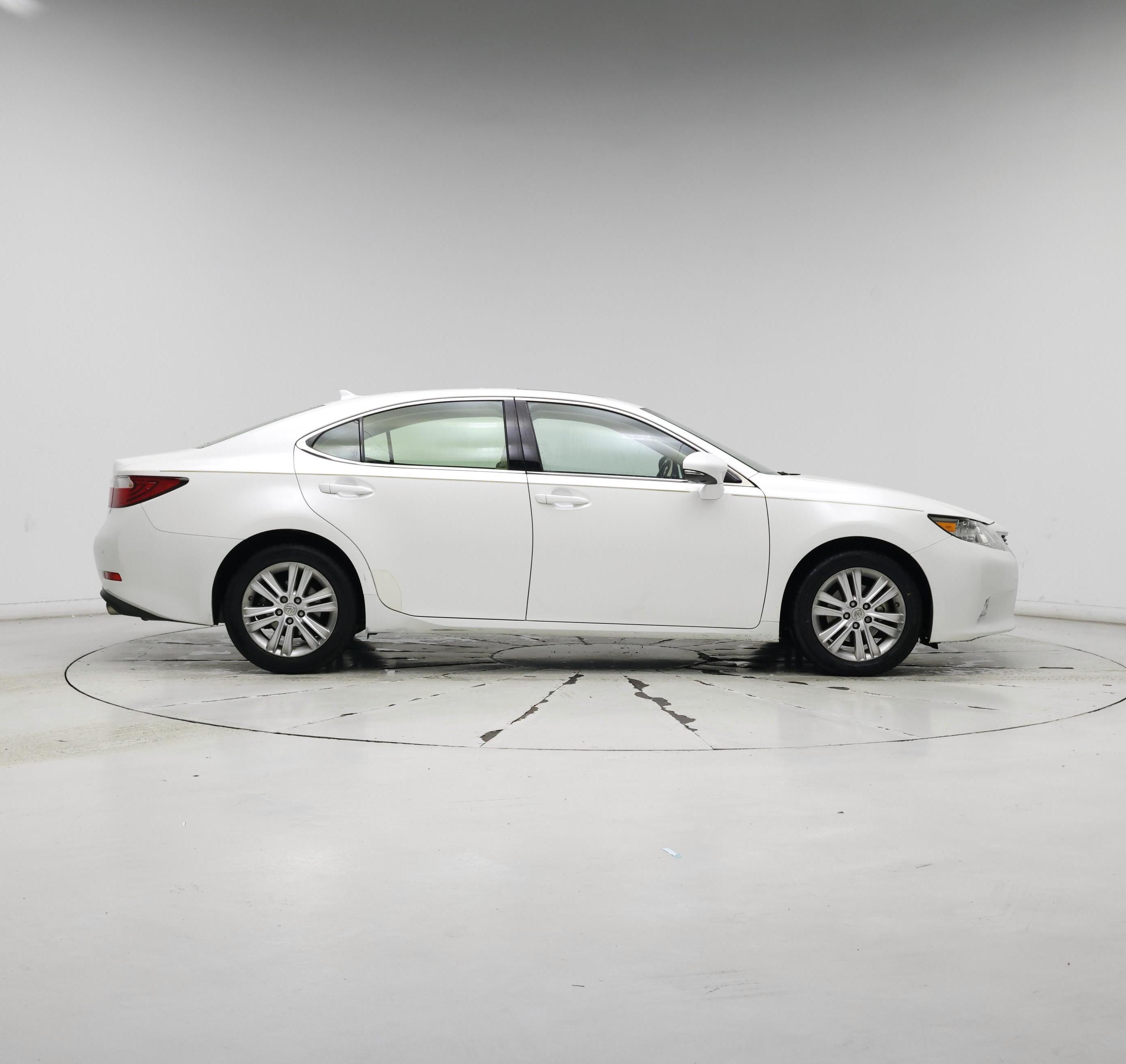 Thumbnail: 2014 Lexus ES - 7