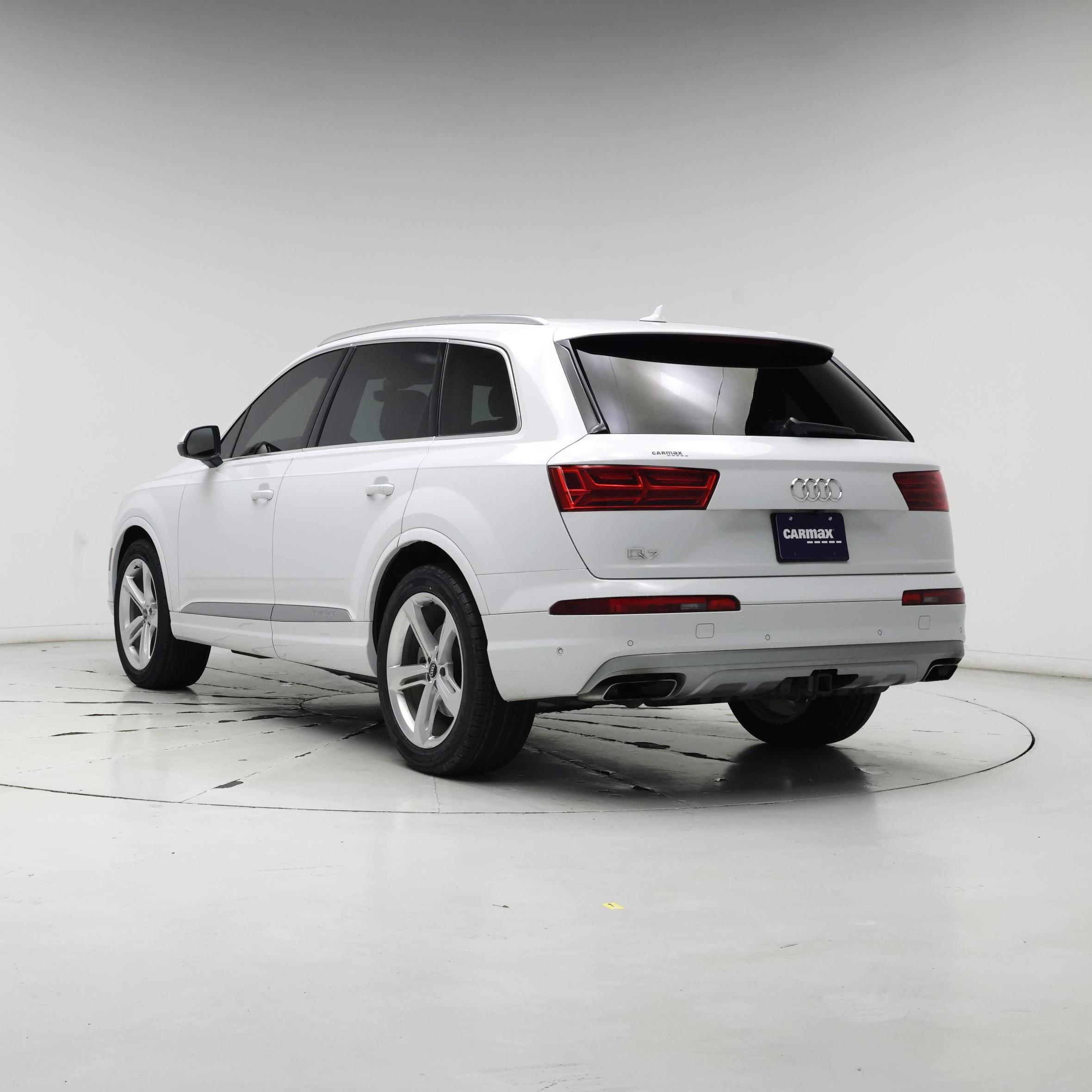 Thumbnail: 2019 Audi Q7 - 2