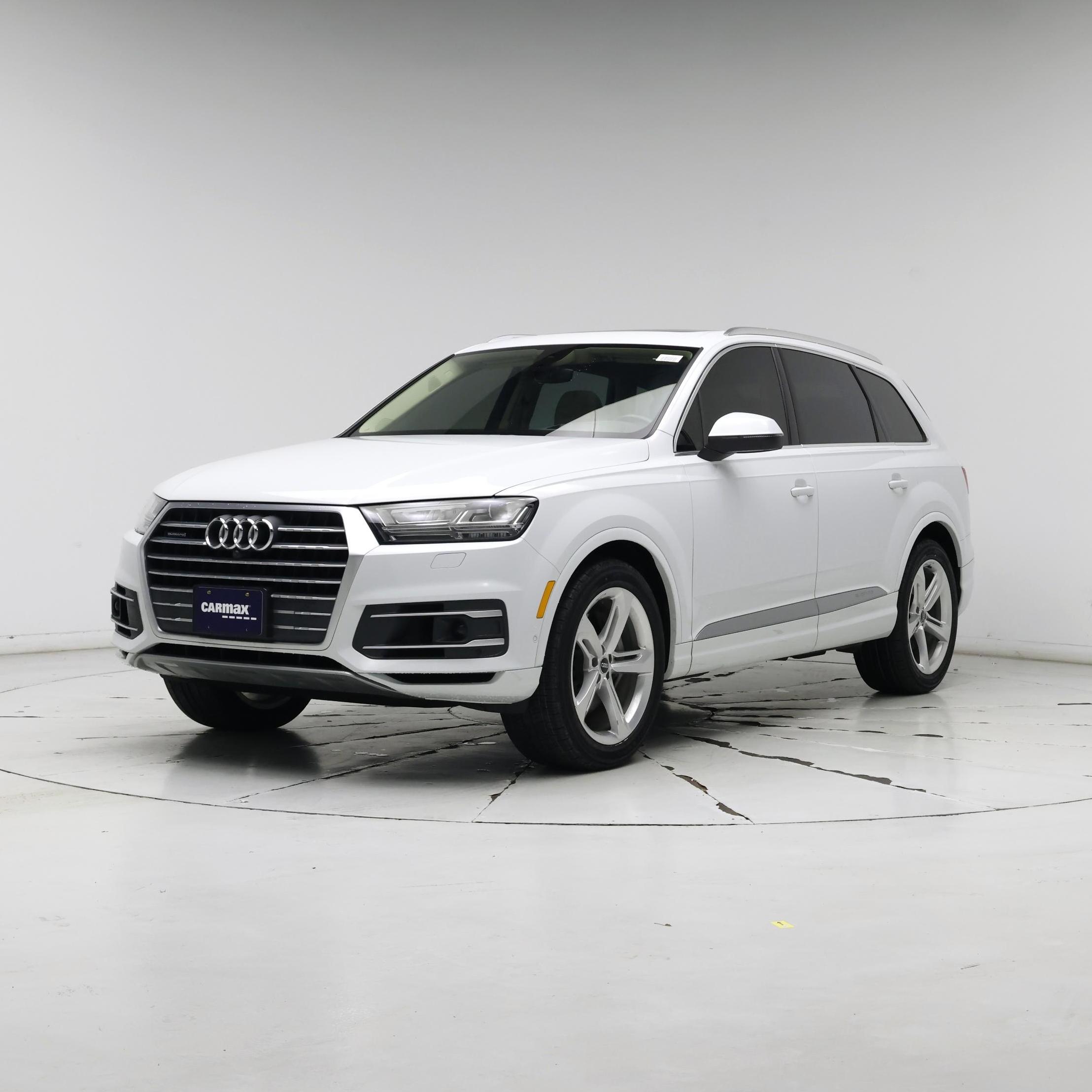 Thumbnail: 2019 Audi Q7 - 4