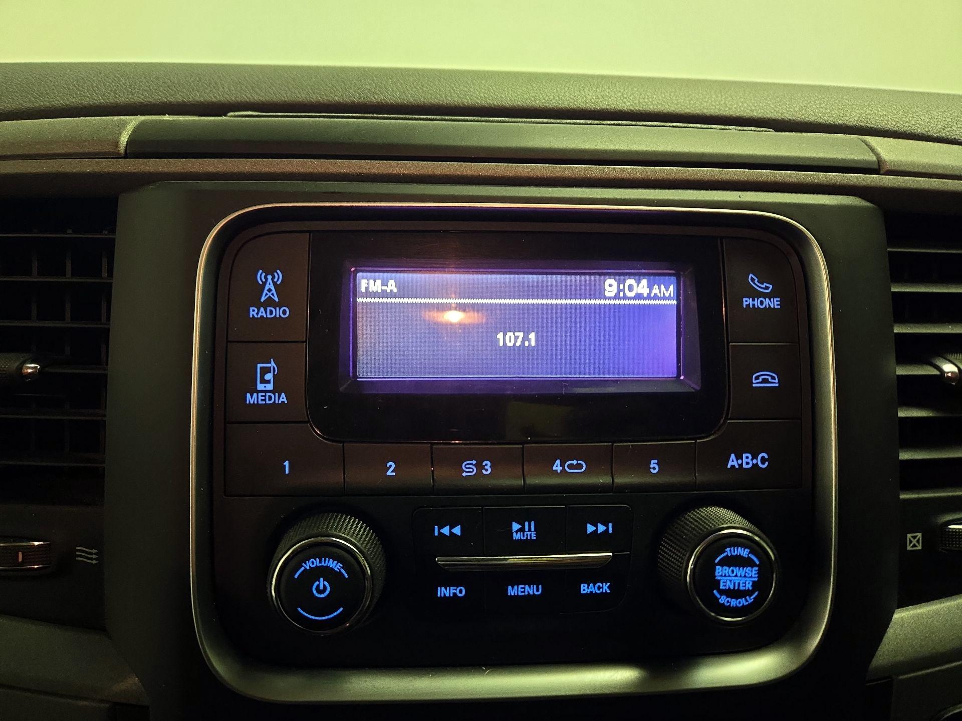 Thumbnail: 2020 RAM 1500 Classic - 14