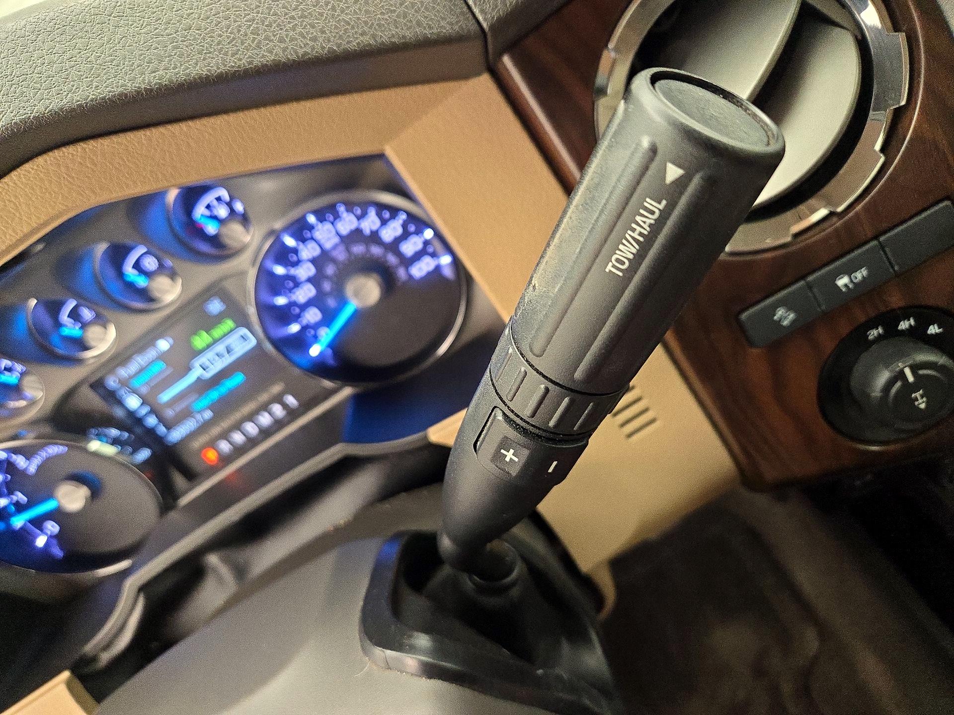 Thumbnail: 2016 Ford F-250 - 17