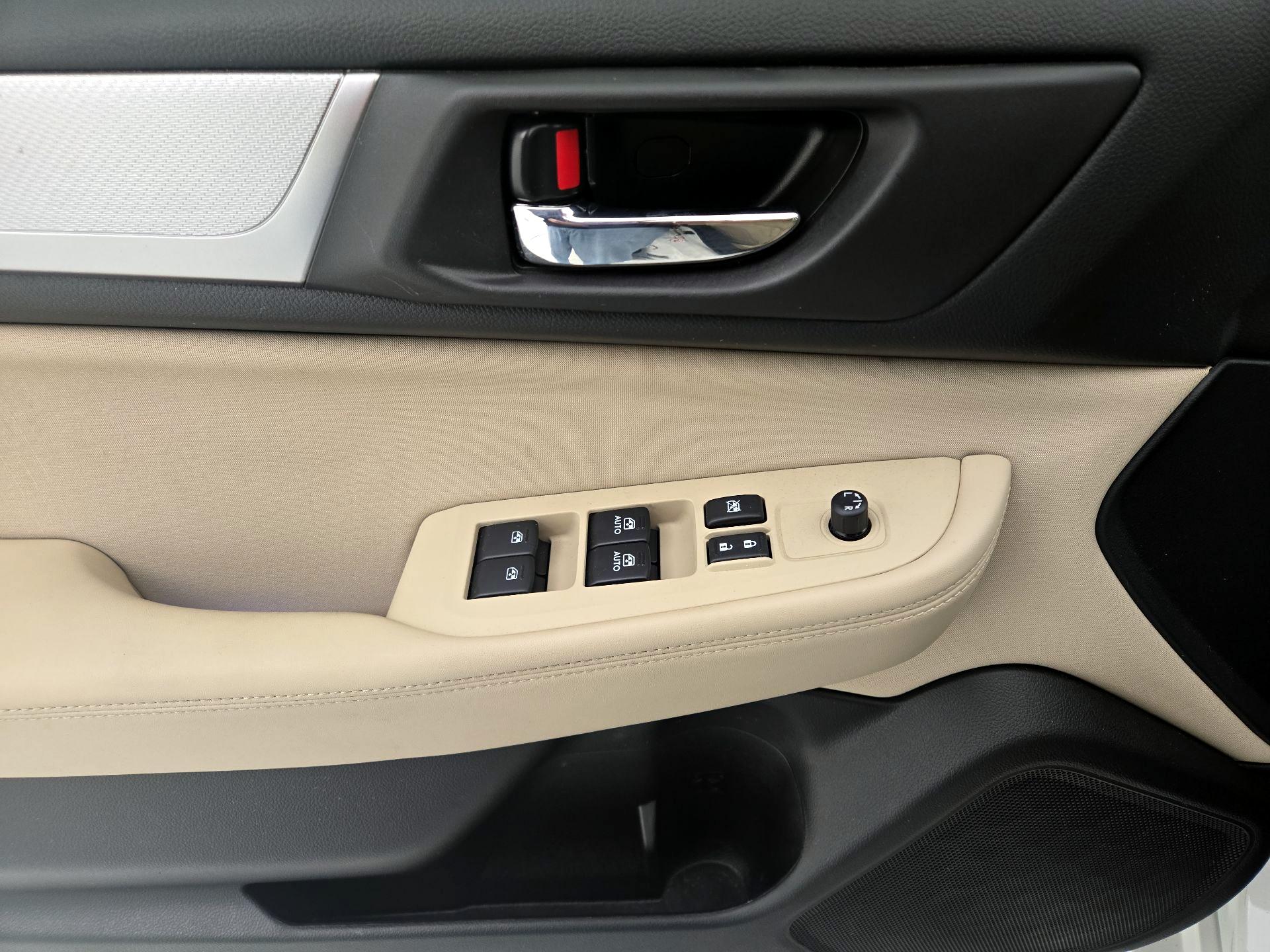 Thumbnail: 2016 Subaru Legacy - 12