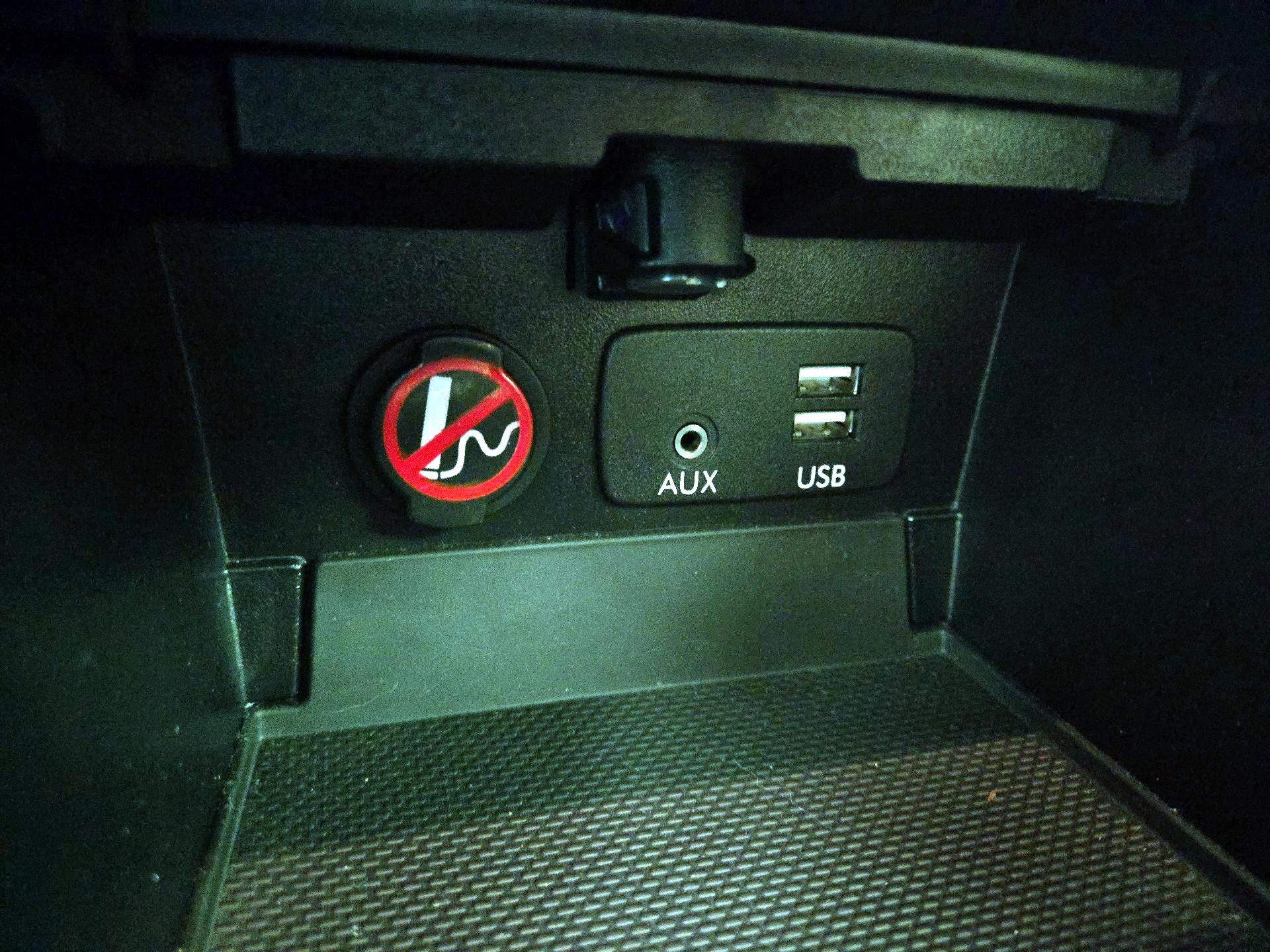 Thumbnail: 2016 Subaru Legacy - 18