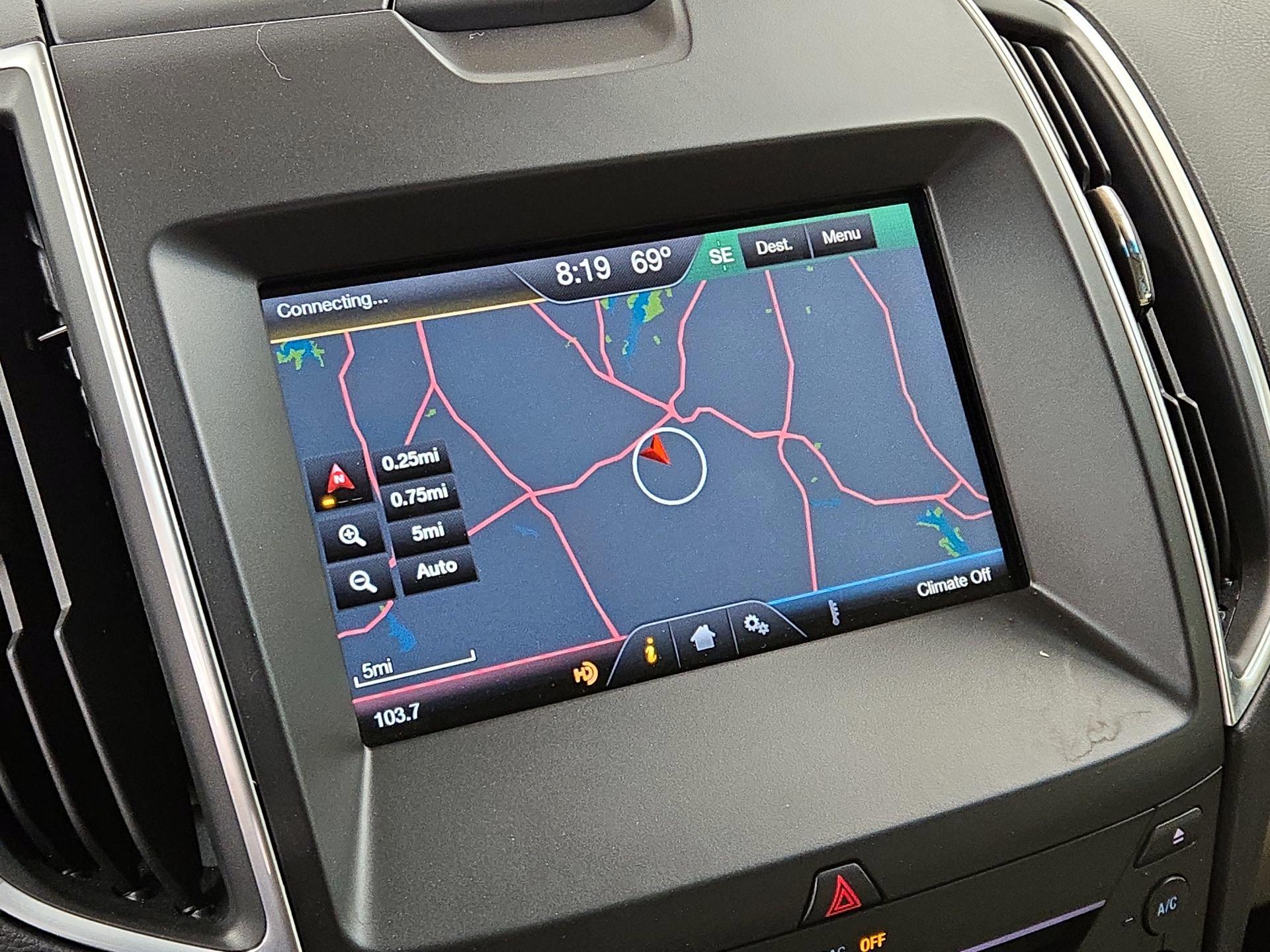 Thumbnail: 2015 Ford Edge - 14