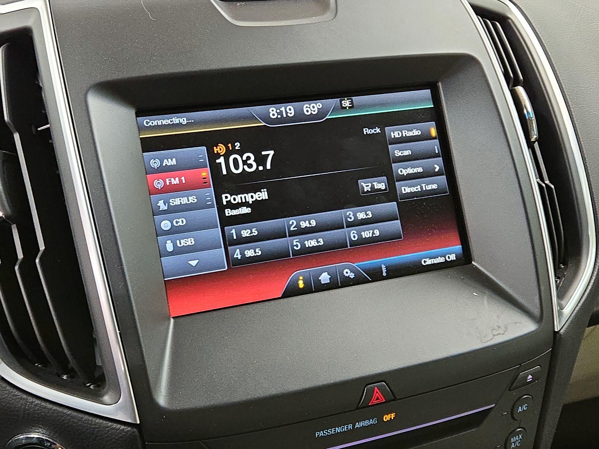 Thumbnail: 2015 Ford Edge - 16