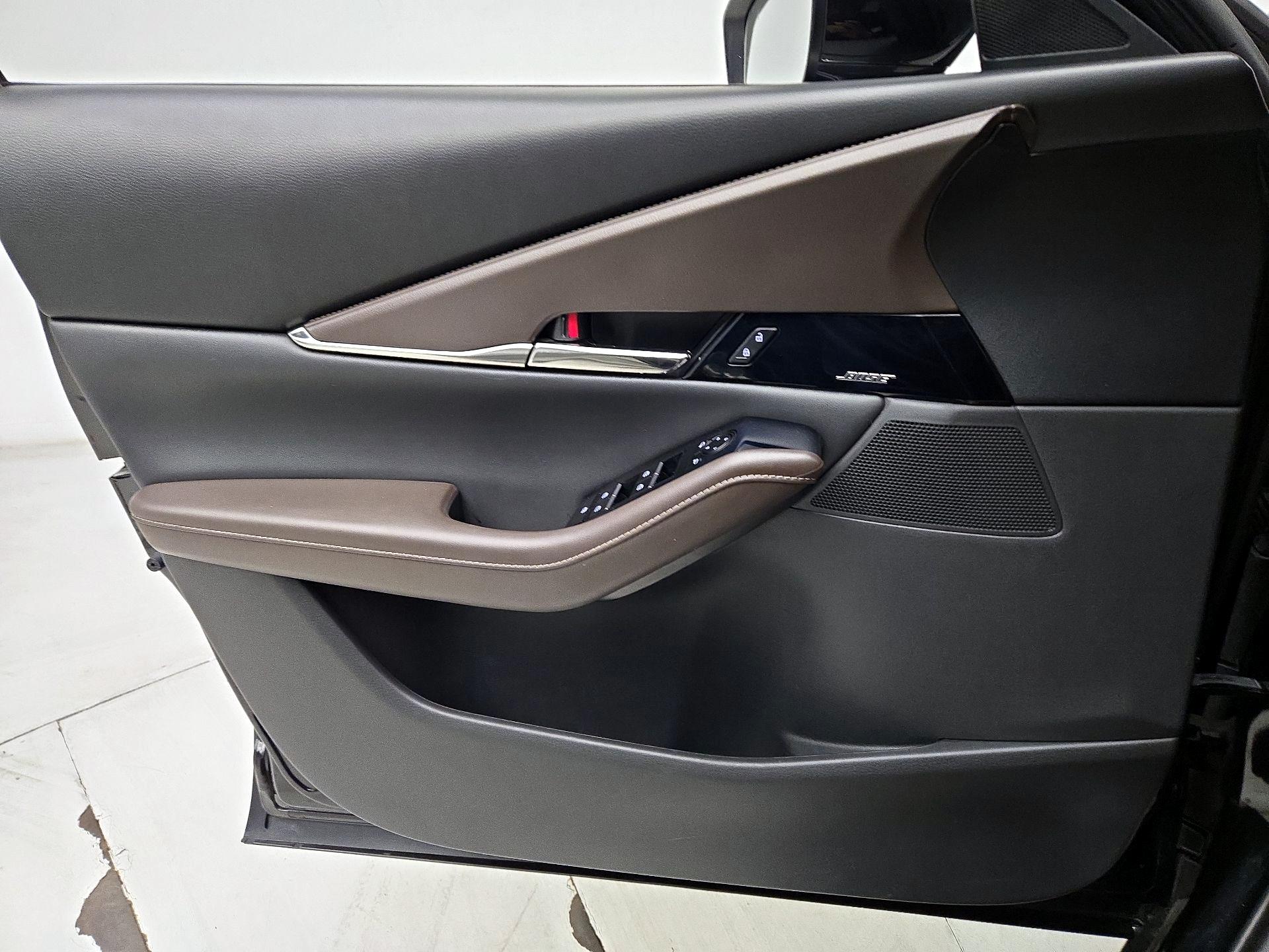 Thumbnail: 2021 Mazda CX-30 - 12