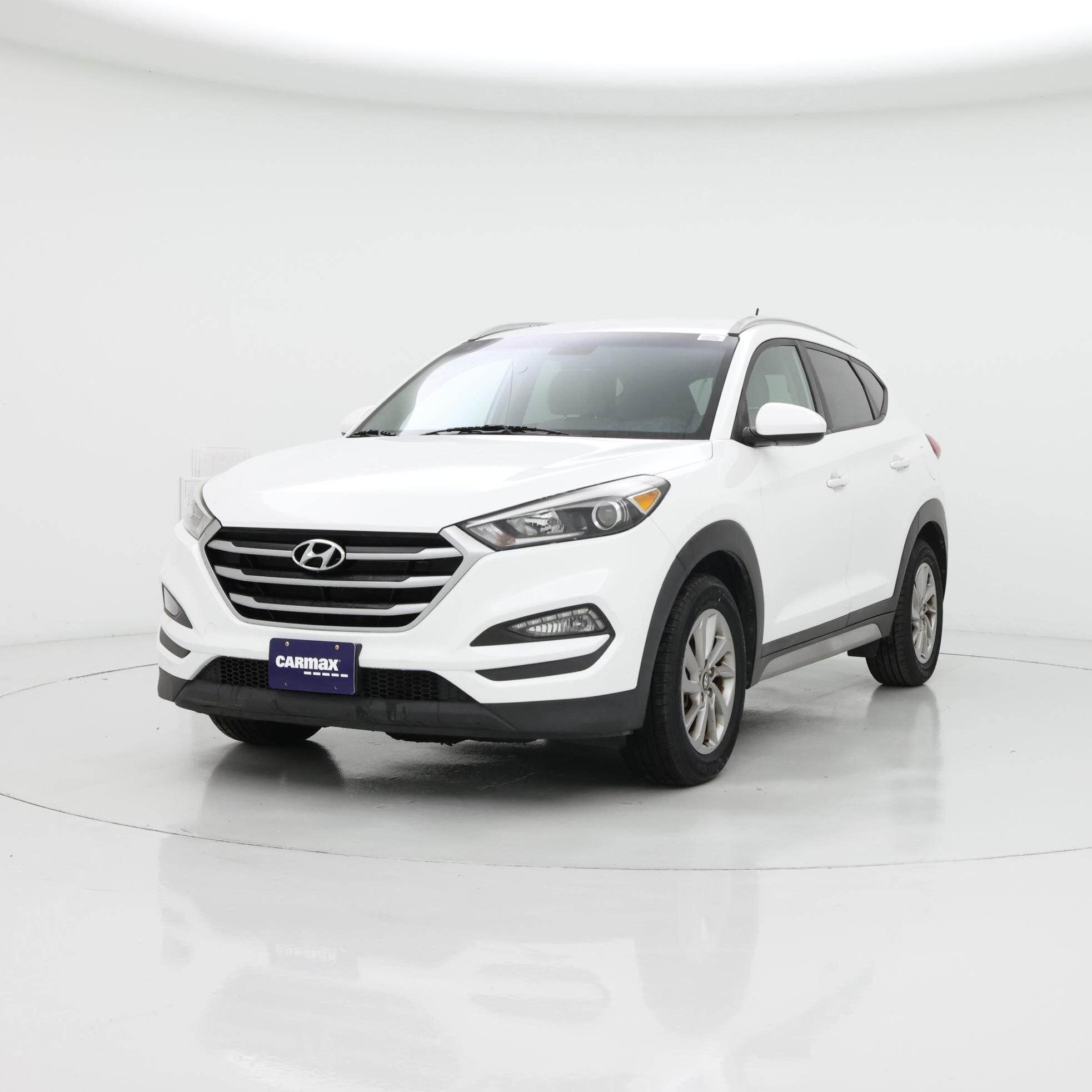 Thumbnail: 2017 Hyundai Tucson - 4