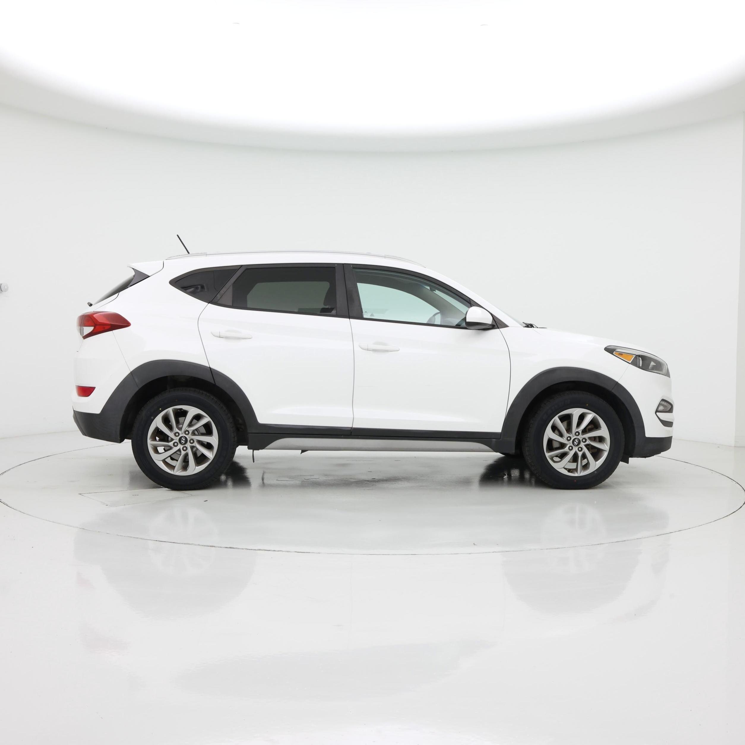 Thumbnail: 2017 Hyundai Tucson - 7