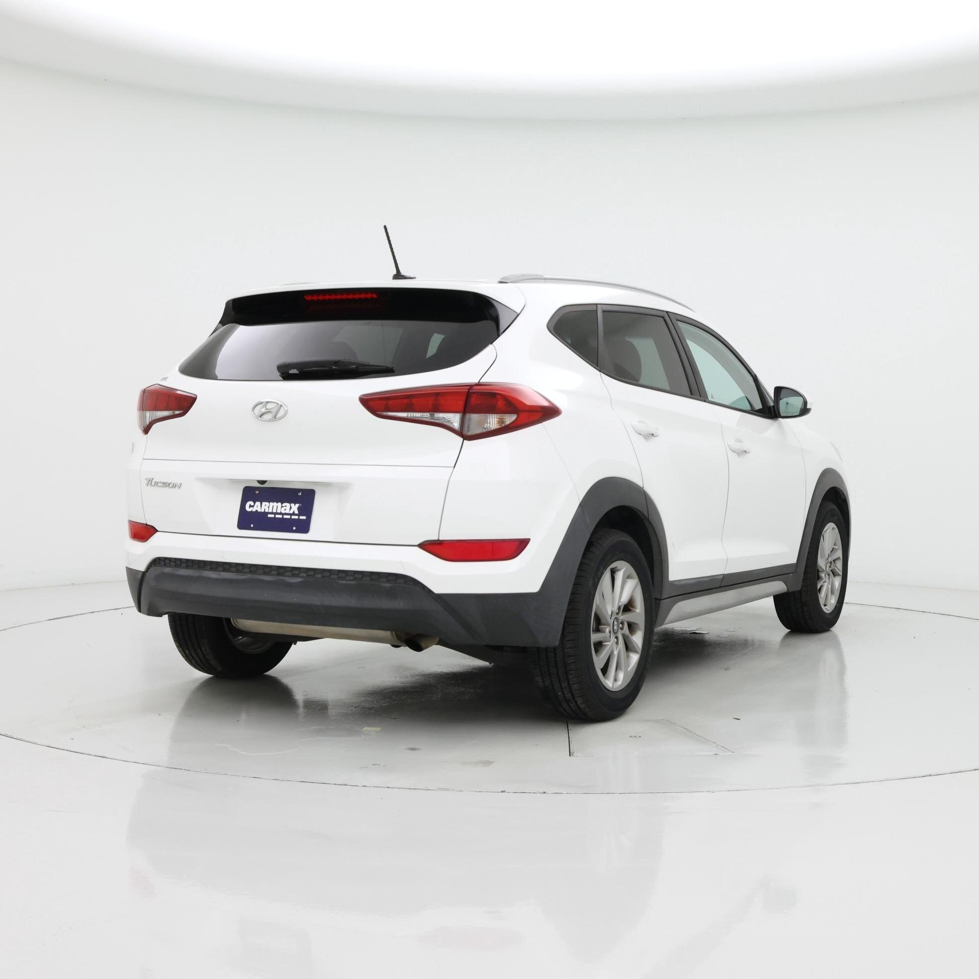 Thumbnail: 2017 Hyundai Tucson - 8