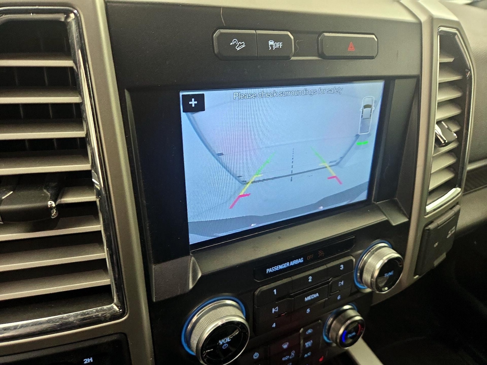 2016 Ford F-150 Lariat - Photo 16