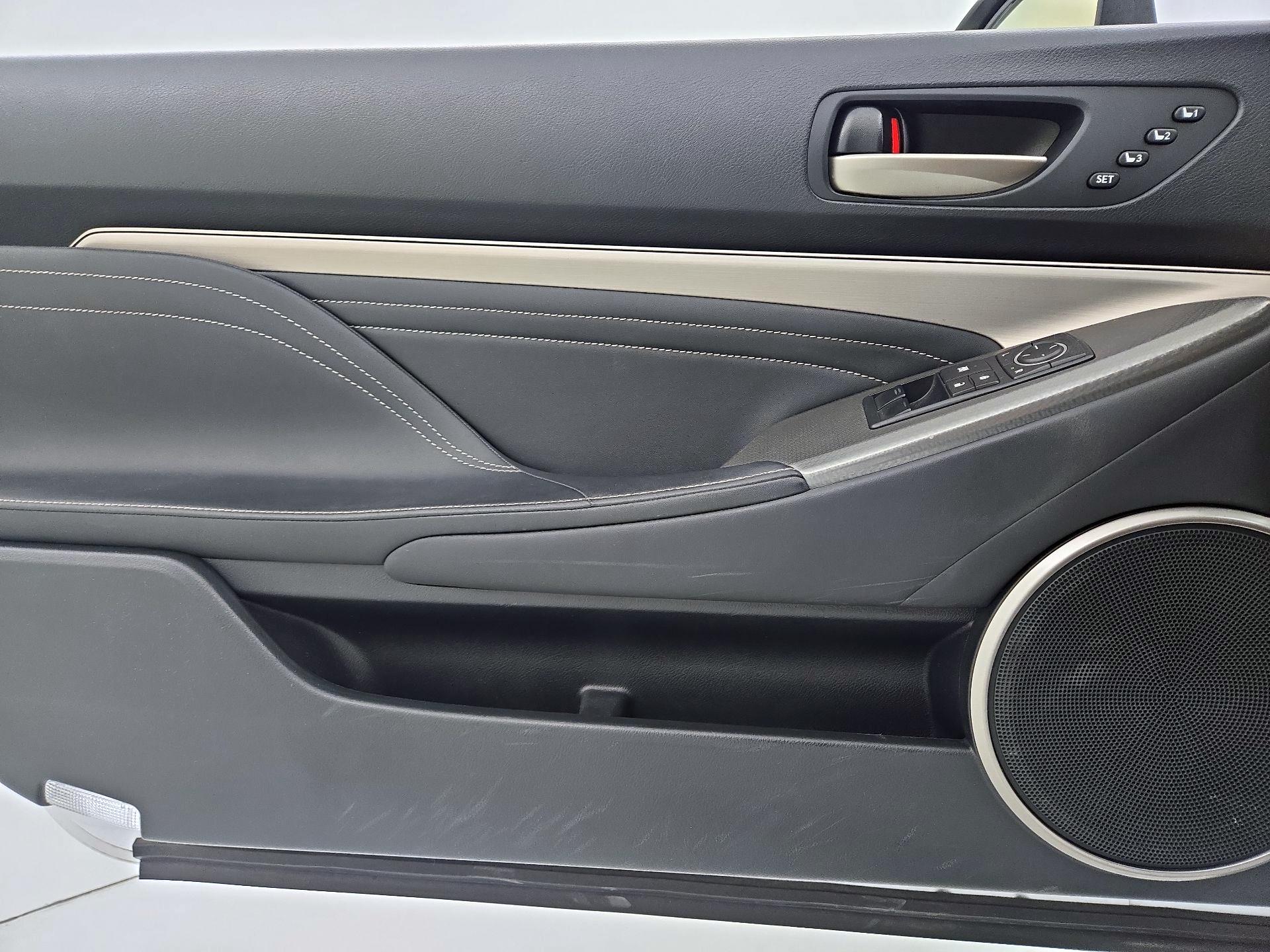 Thumbnail: 2017 Lexus RC - 12