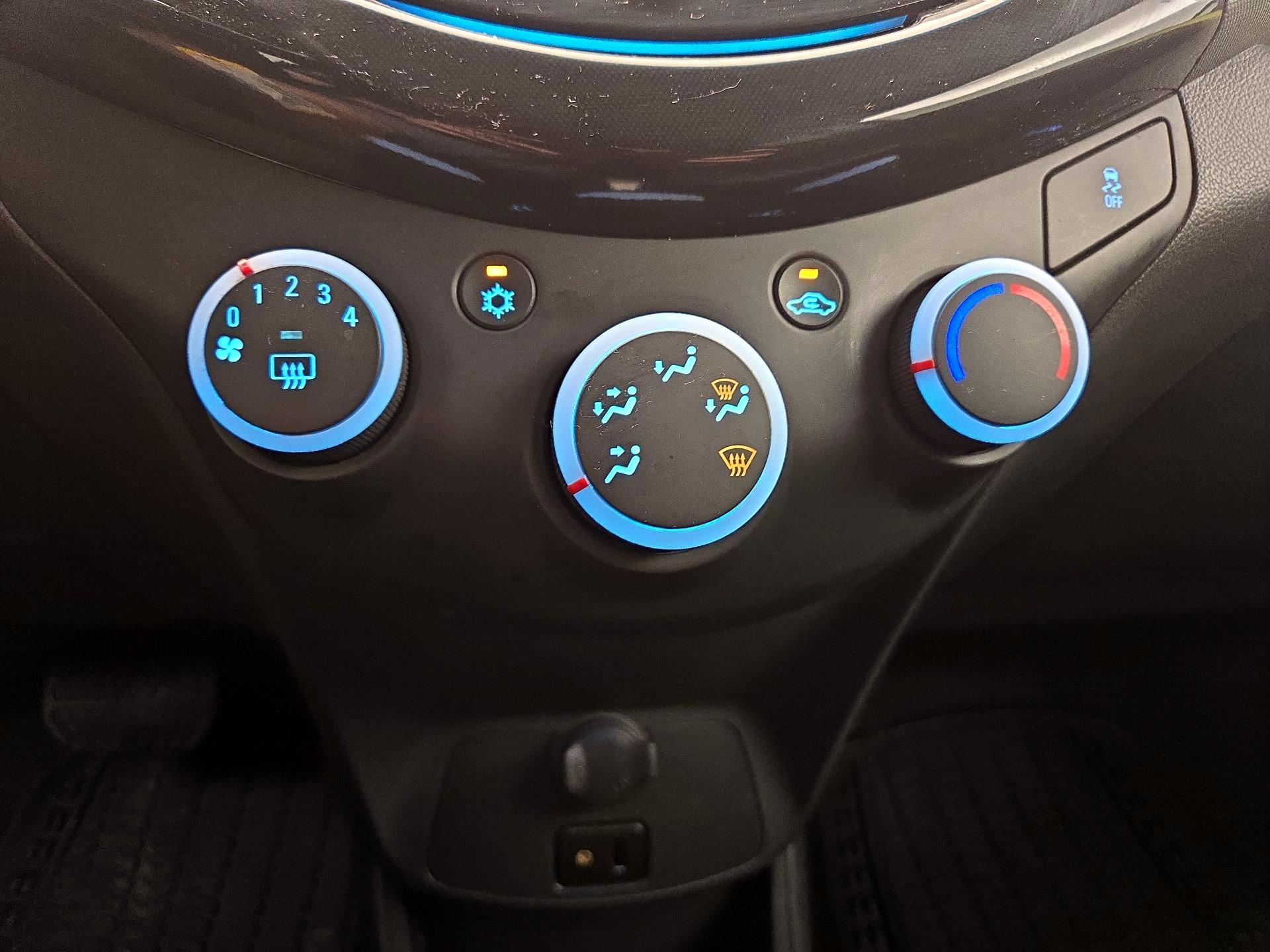 Thumbnail: 2014 Chevrolet Spark - 15