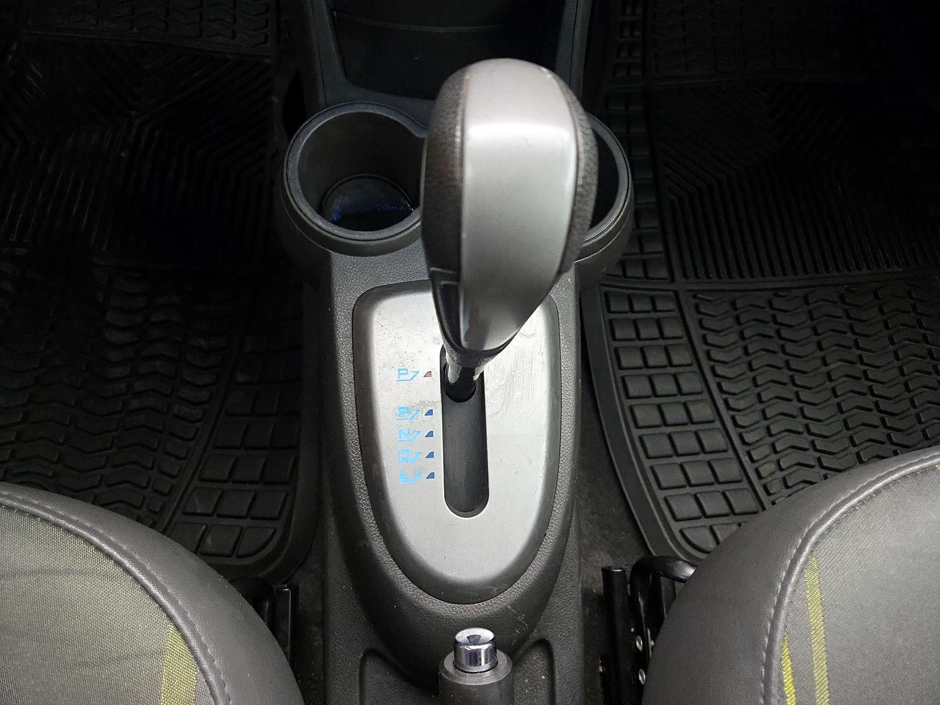 Thumbnail: 2014 Chevrolet Spark - 16