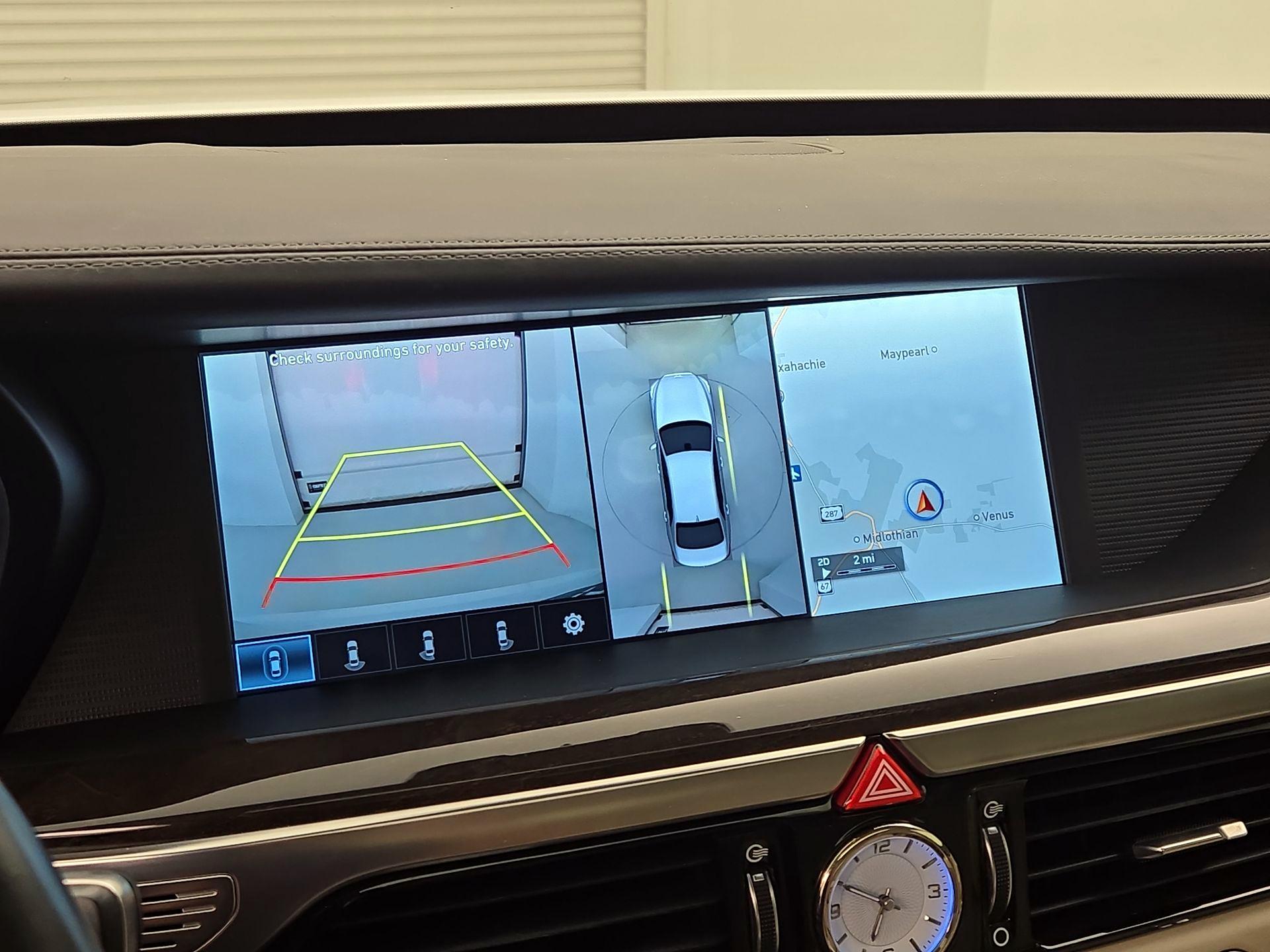 Thumbnail: 2017 Genesis G90 - 15