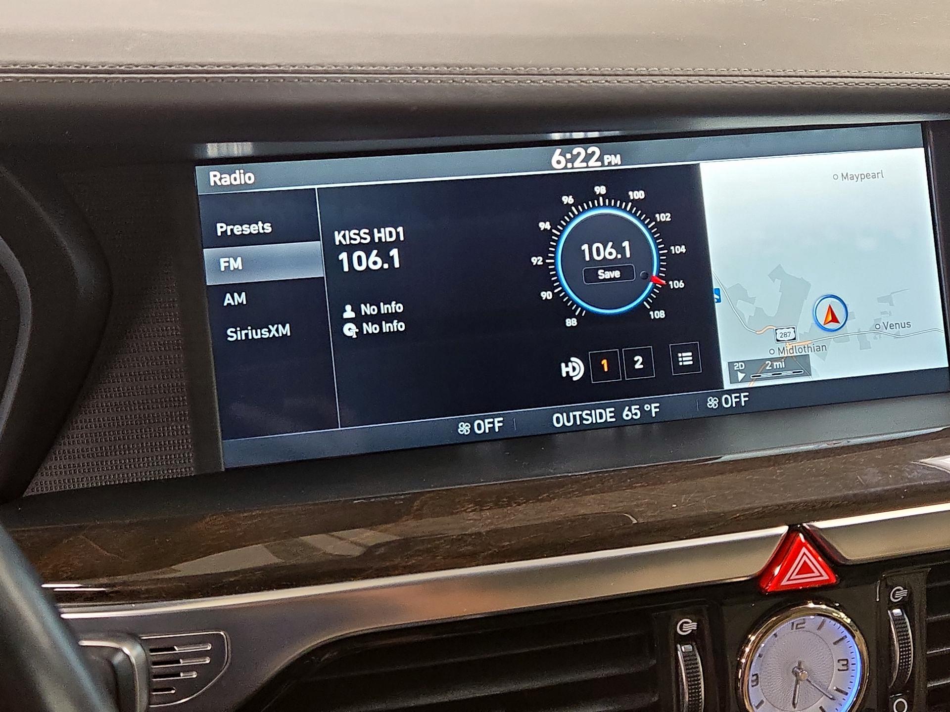 Thumbnail: 2017 Genesis G90 - 16