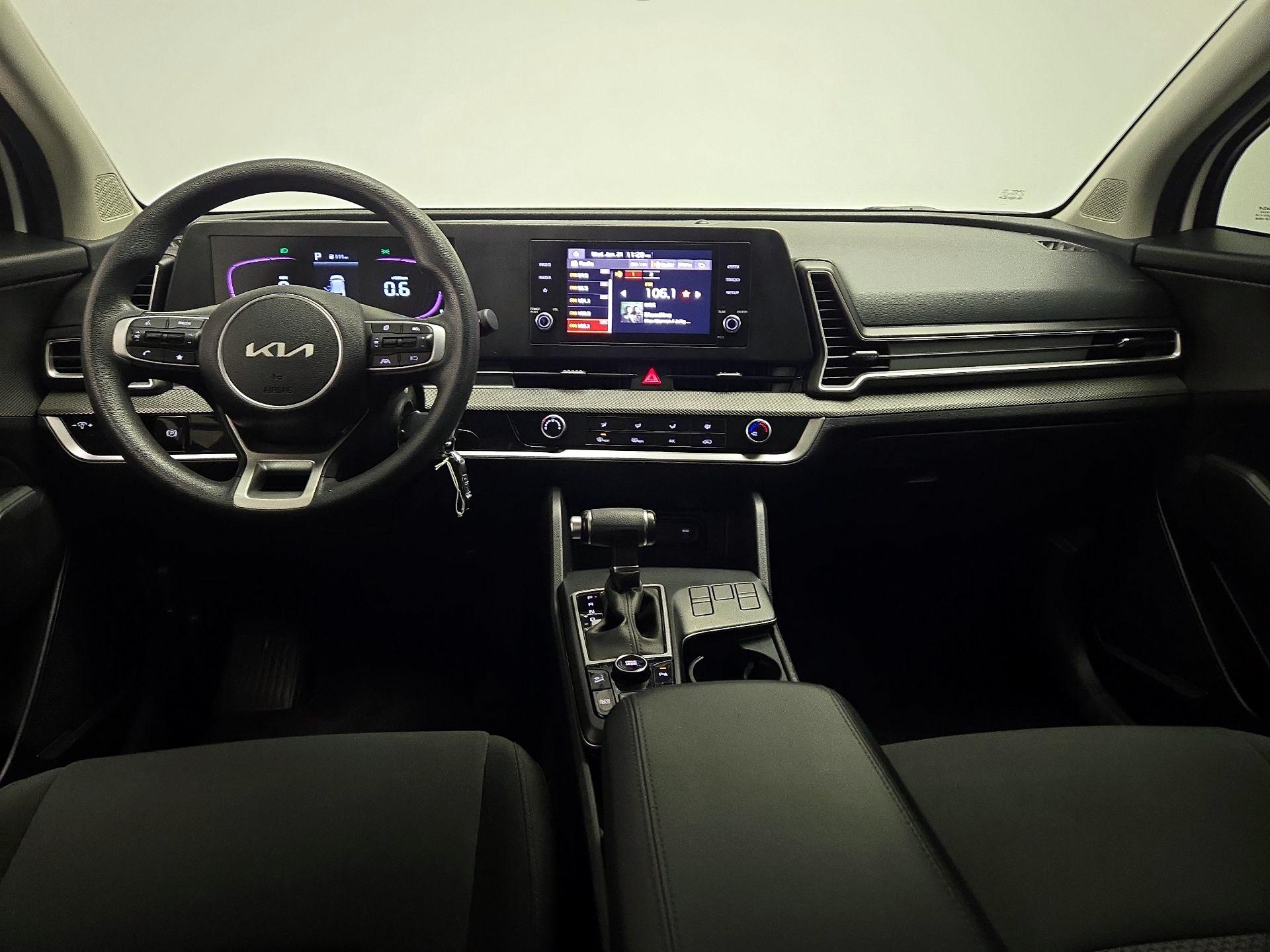 Thumbnail: 2023 Kia Sportage - 9