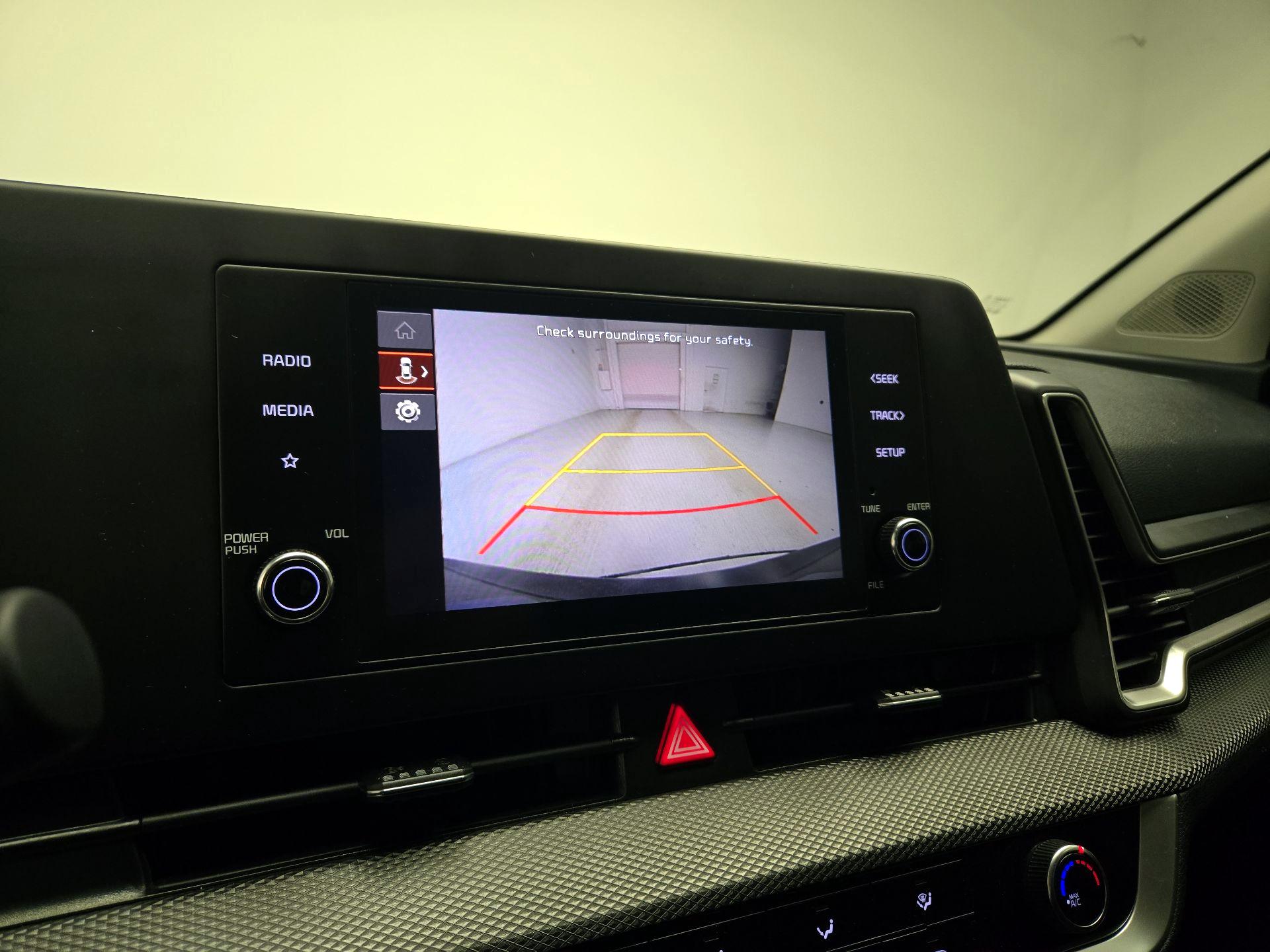 Thumbnail: 2023 Kia Sportage - 13