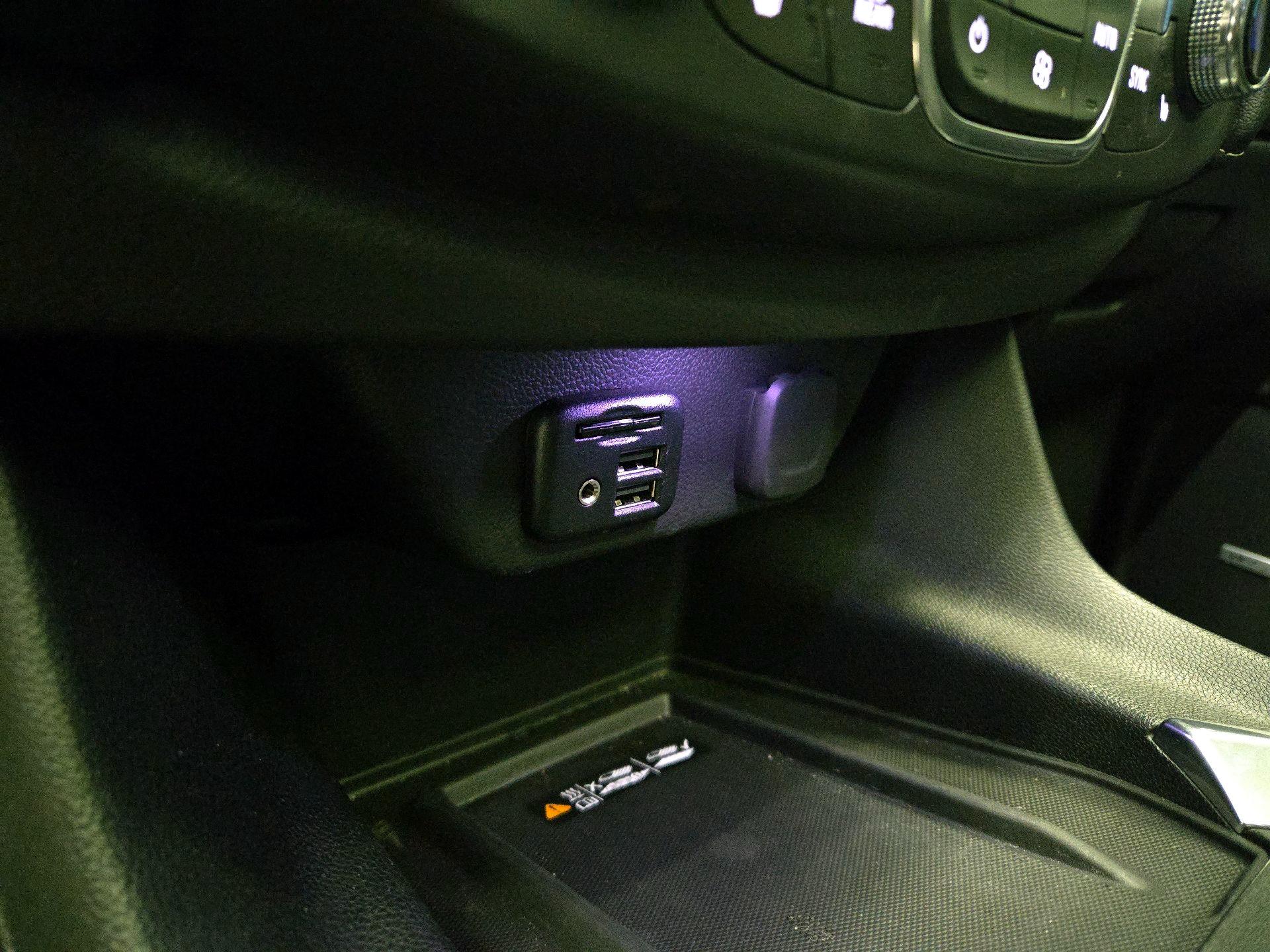 Thumbnail: 2022 Chevrolet Traverse - 18