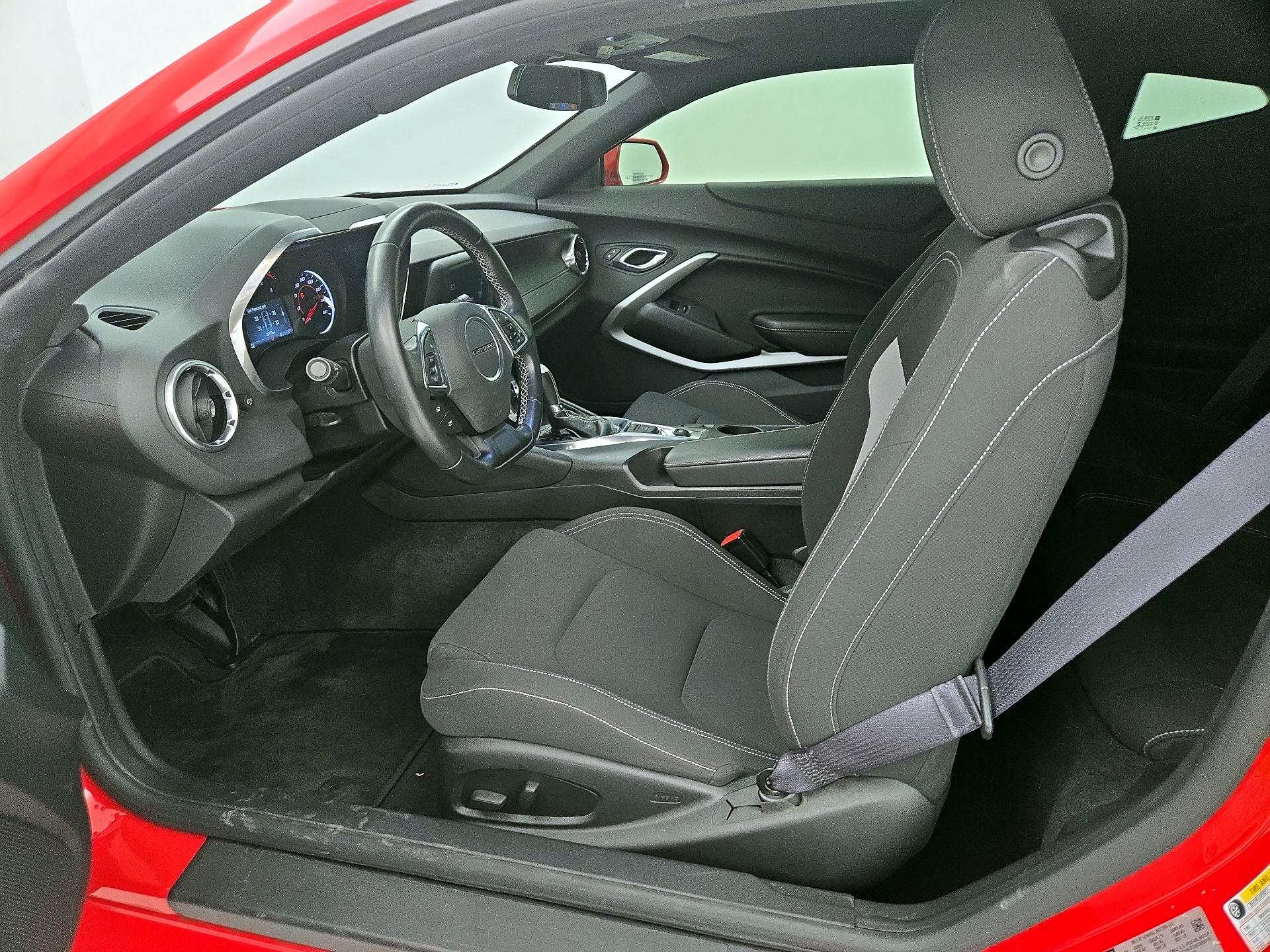 Thumbnail: 2016 Chevrolet Camaro - 11