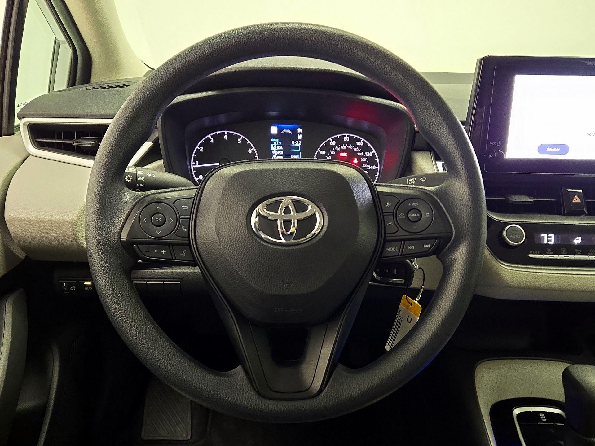 Thumbnail: 2025 Toyota Corolla - 10