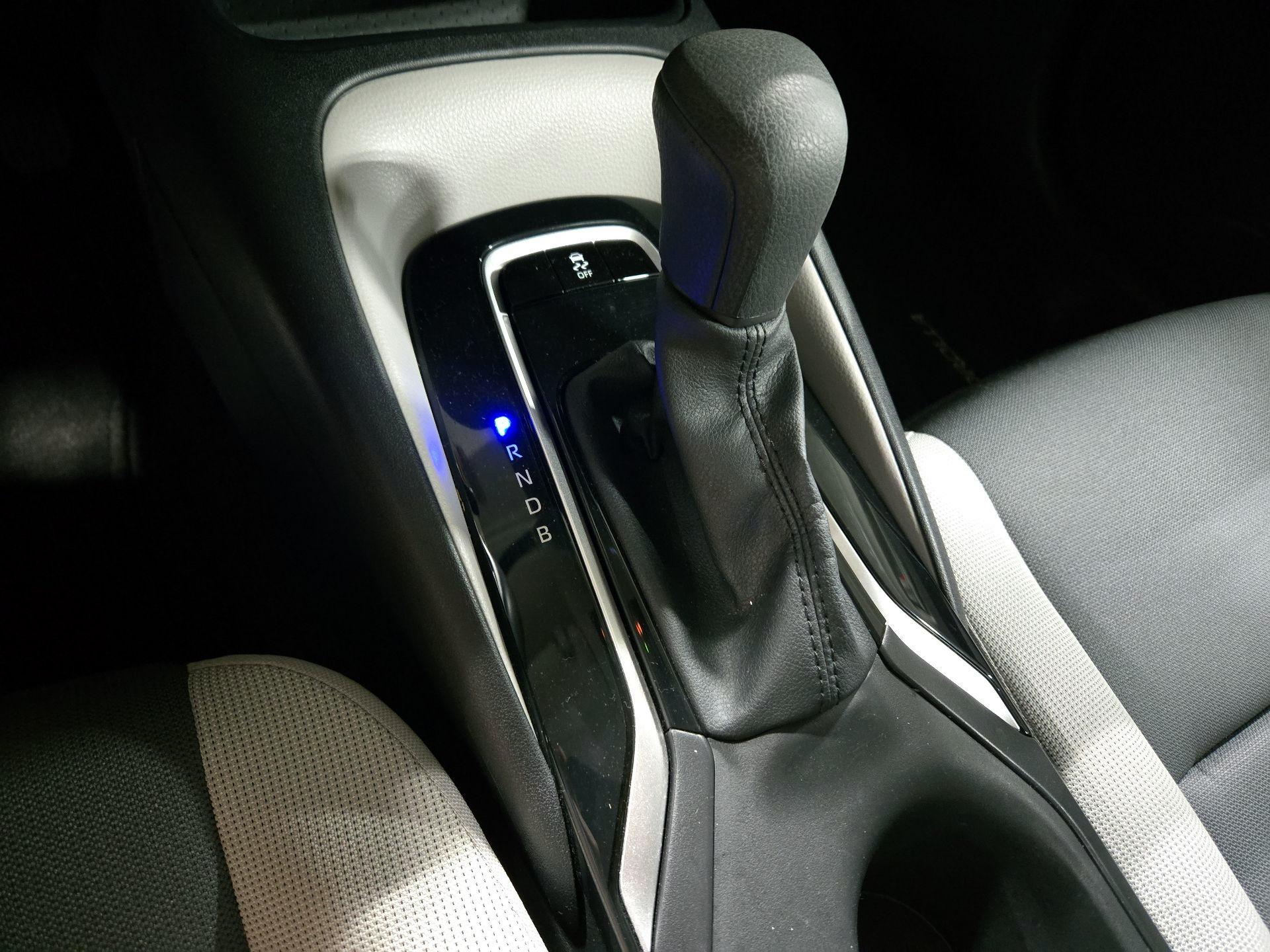 Thumbnail: 2025 Toyota Corolla - 17