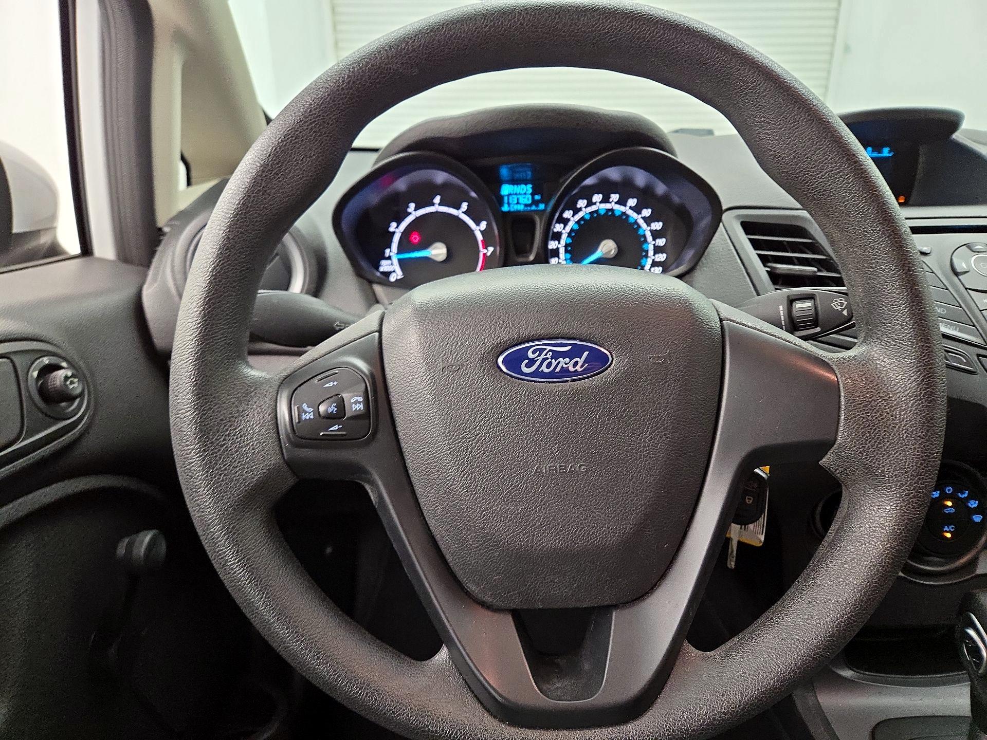 Thumbnail: 2017 Ford Fiesta - 10