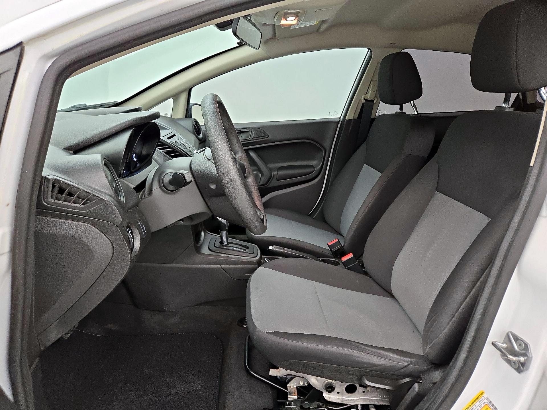 Thumbnail: 2017 Ford Fiesta - 11